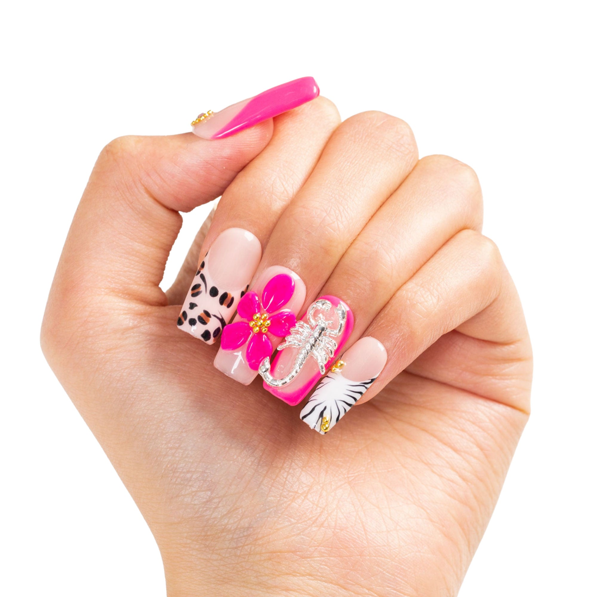 A Wild Sting Handmade Nails H510