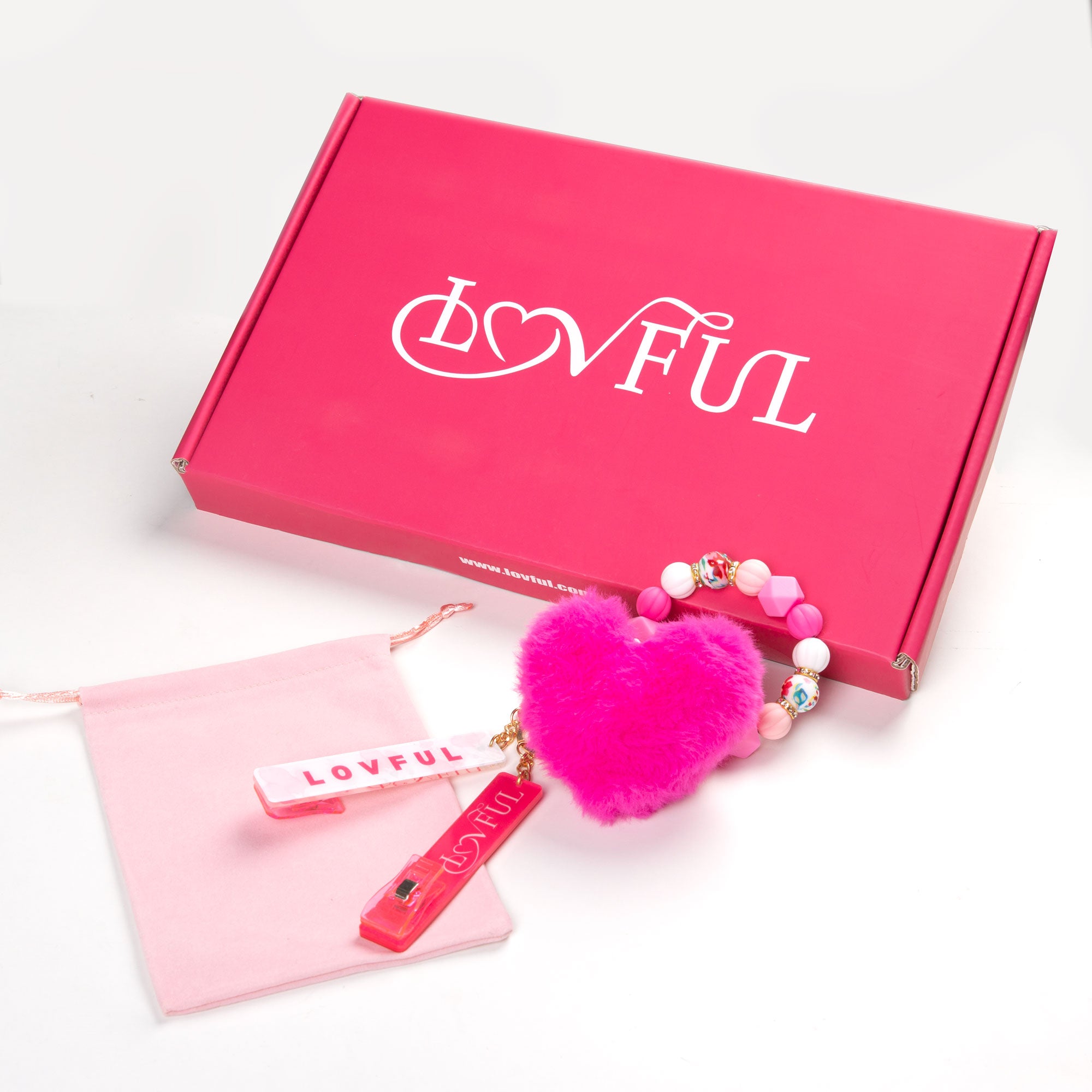 Free FREE Gift Box + Card Puller Keychain