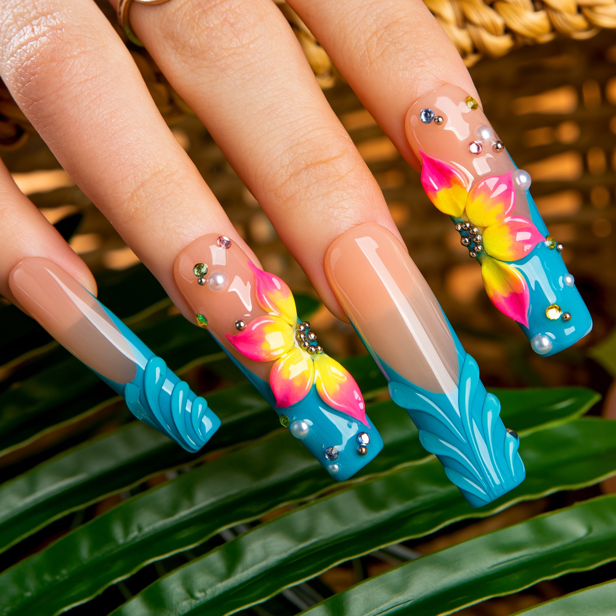 Island Fever Dream Handmade Nails H633