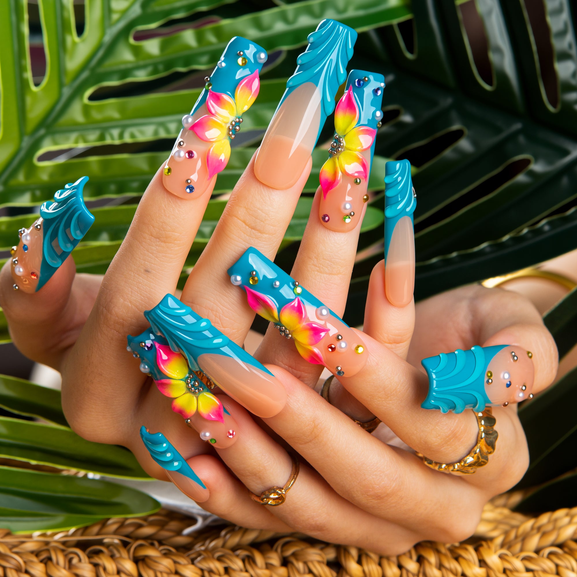 Island Fever Dream Handmade Nails H633