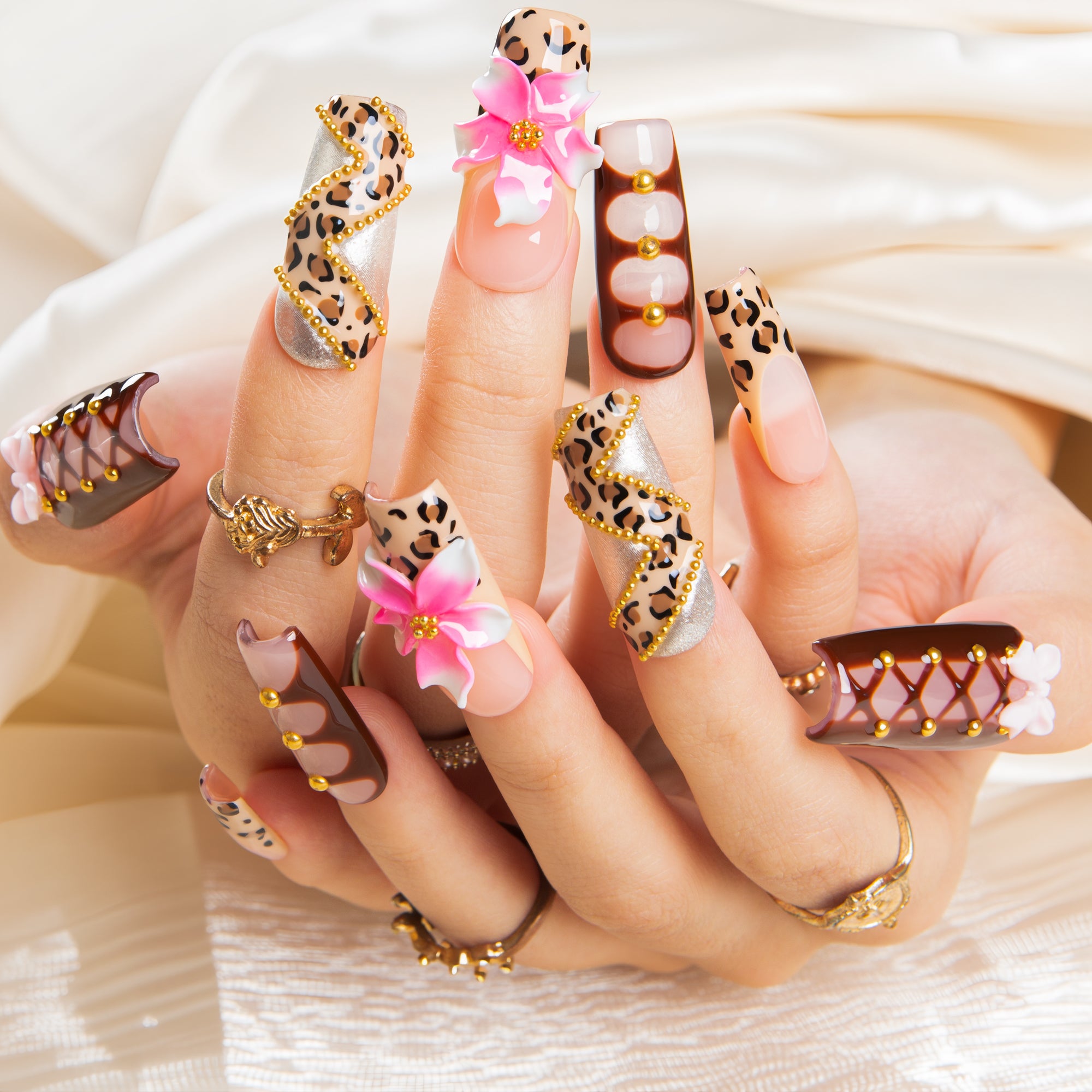 Lovful Interdit Handmade Nails H657