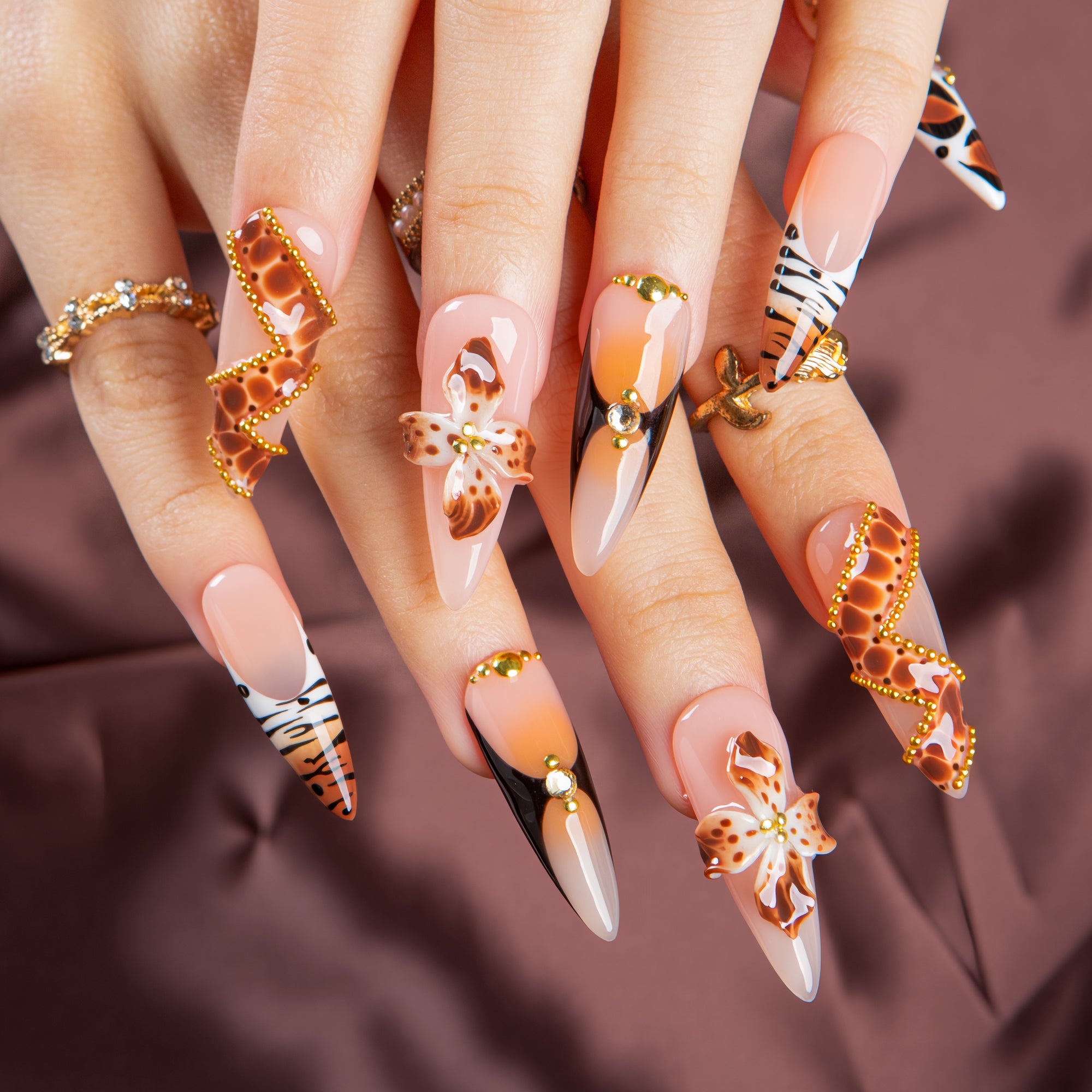Untamed Vixen Handmade Nails H648