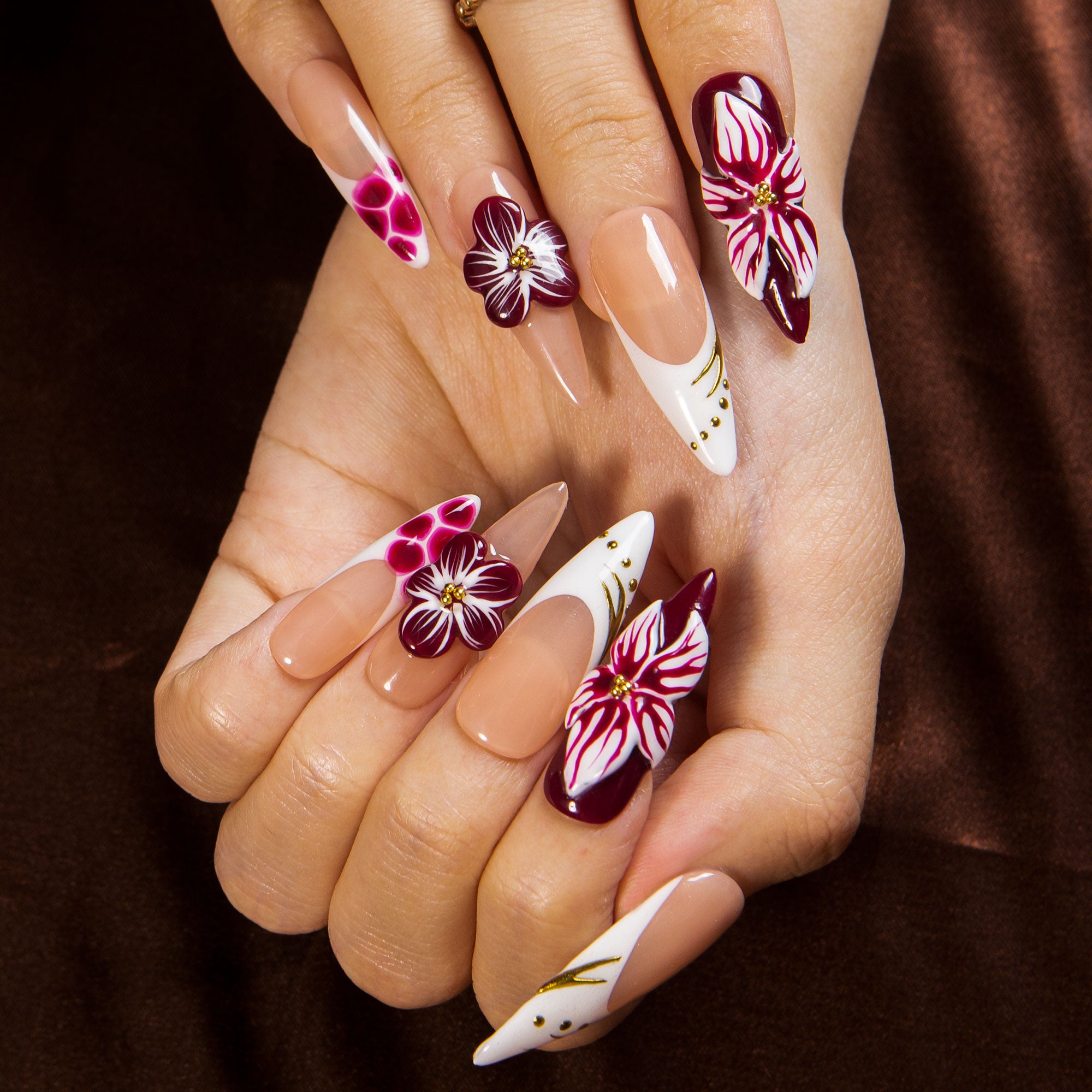 Obsidian Dahlia Handmade Nails H501
