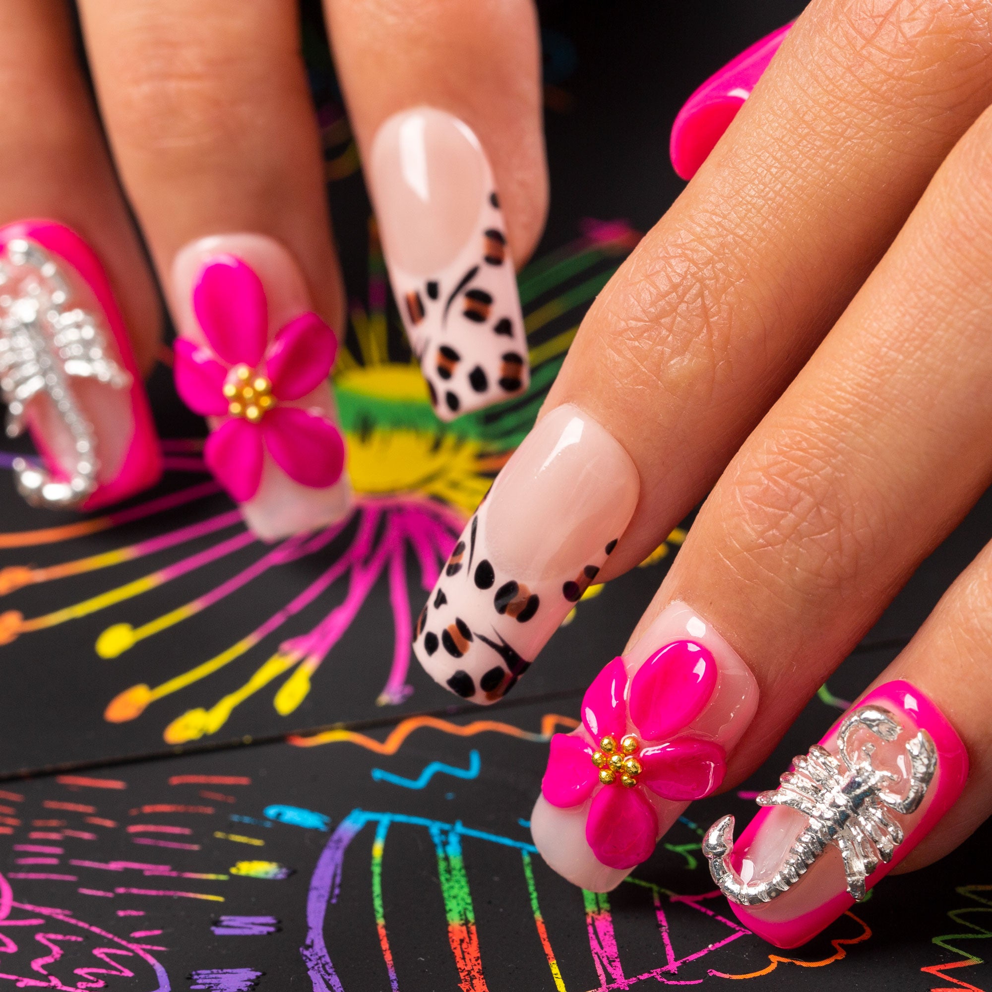 A Wild Sting Handmade Nails H510