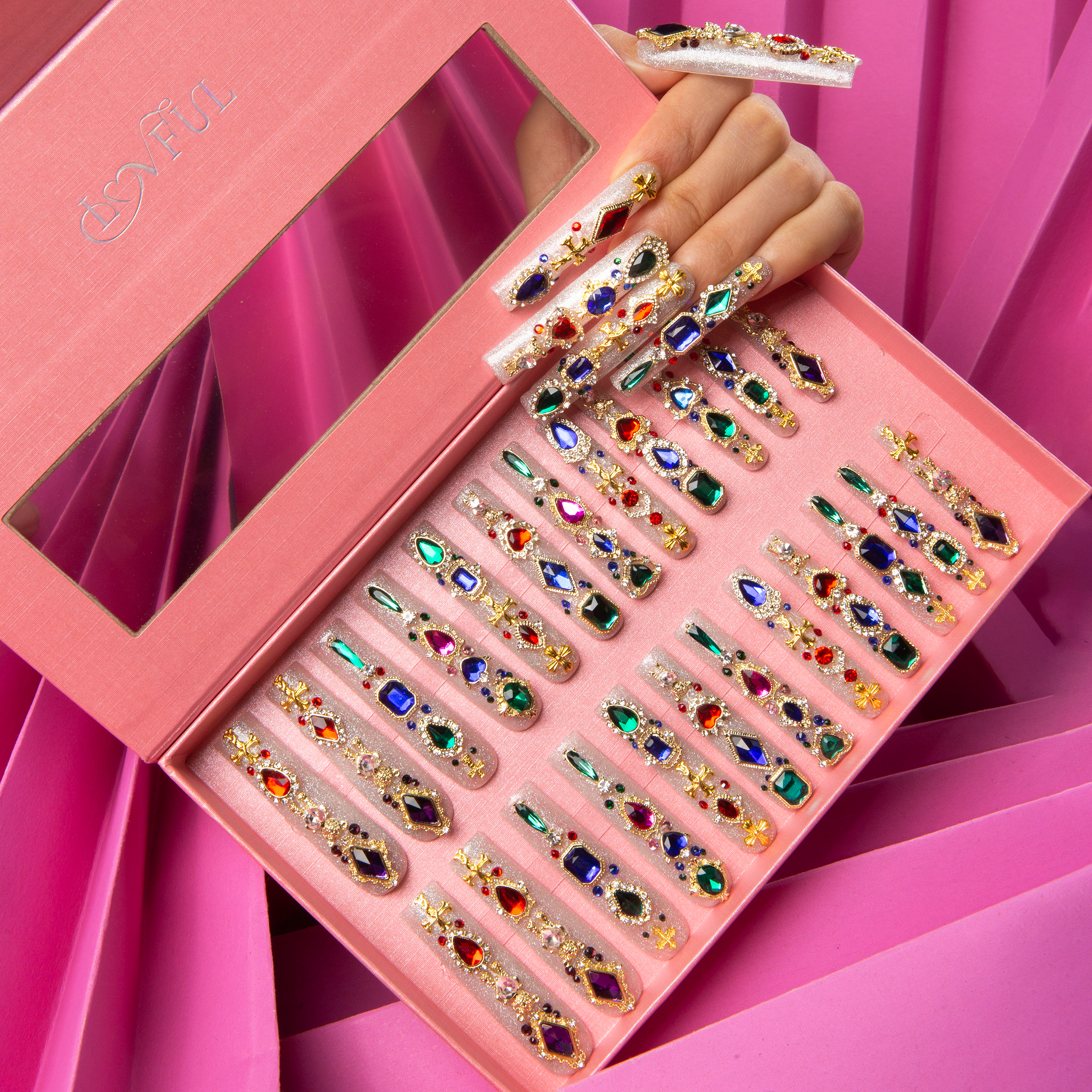 Treasure Trove Rhinestone Handmade Nails 24pcs H103