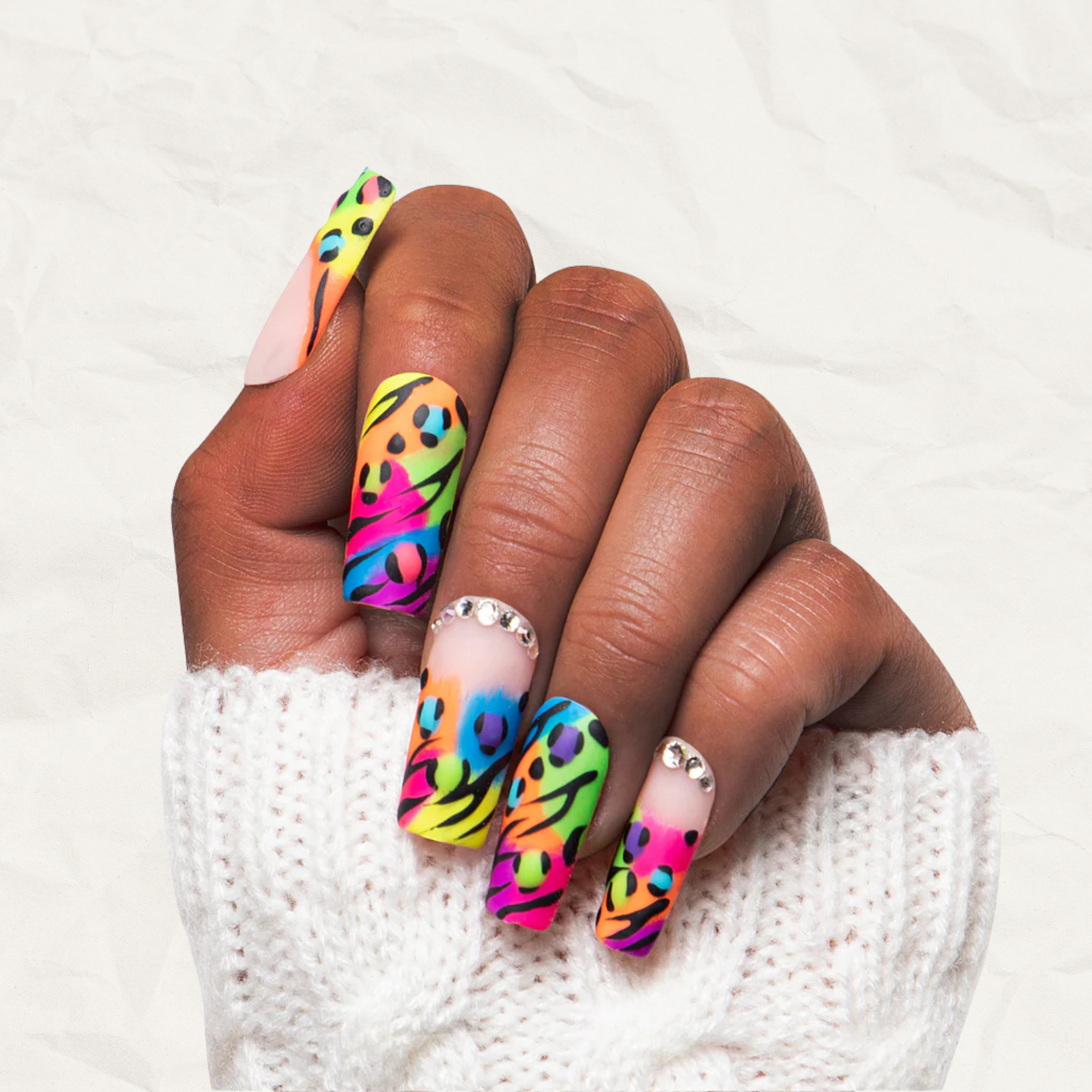 Illusion Handmade Nails H123