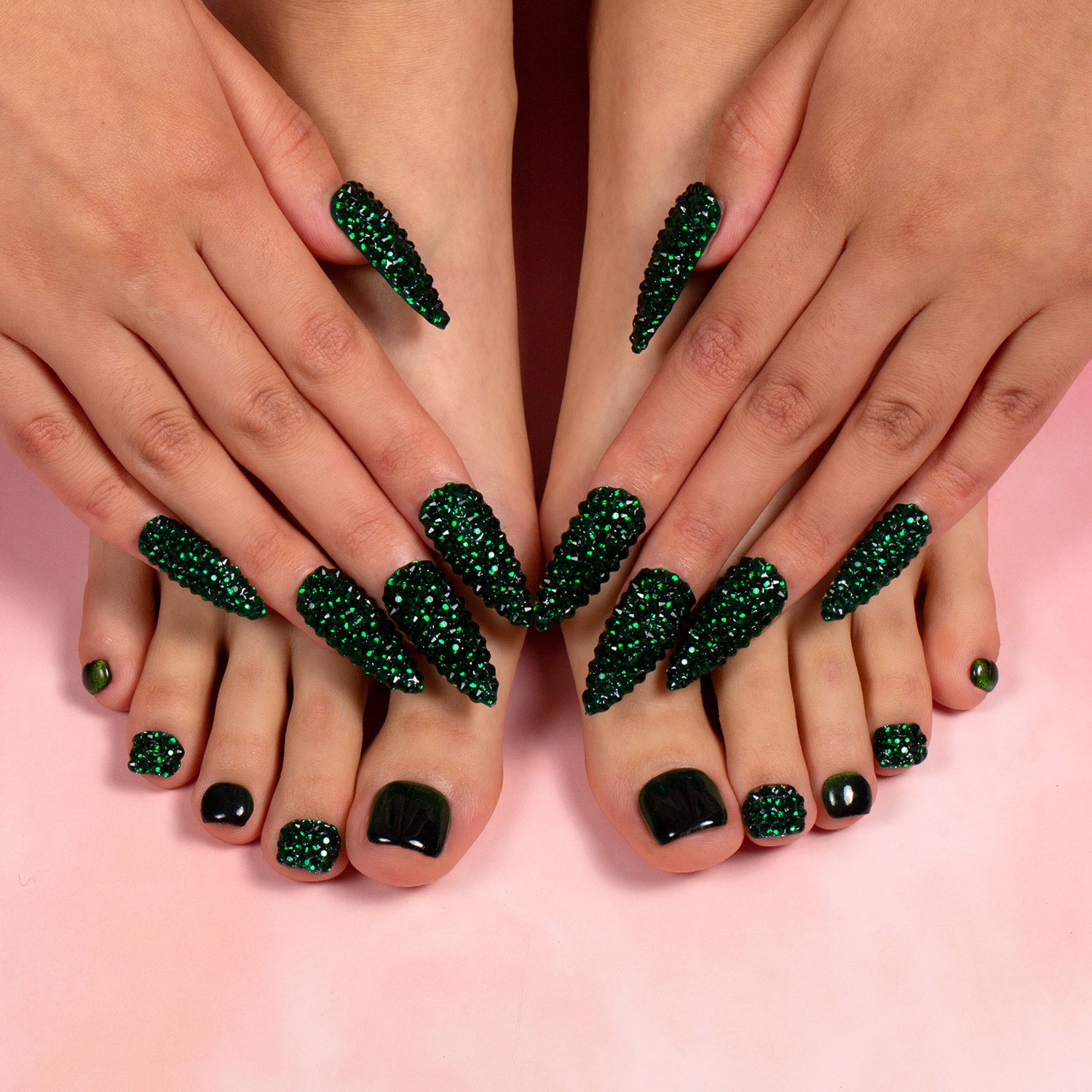 Classic Green Combo Set Handmade Nails H147+T147