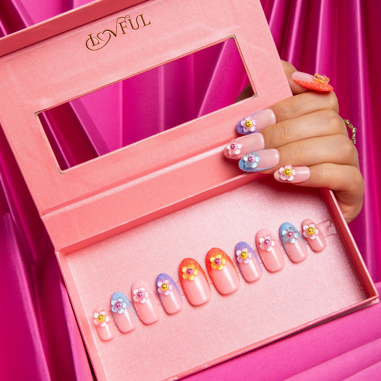 Candy Crush Handmade Round Nails H213