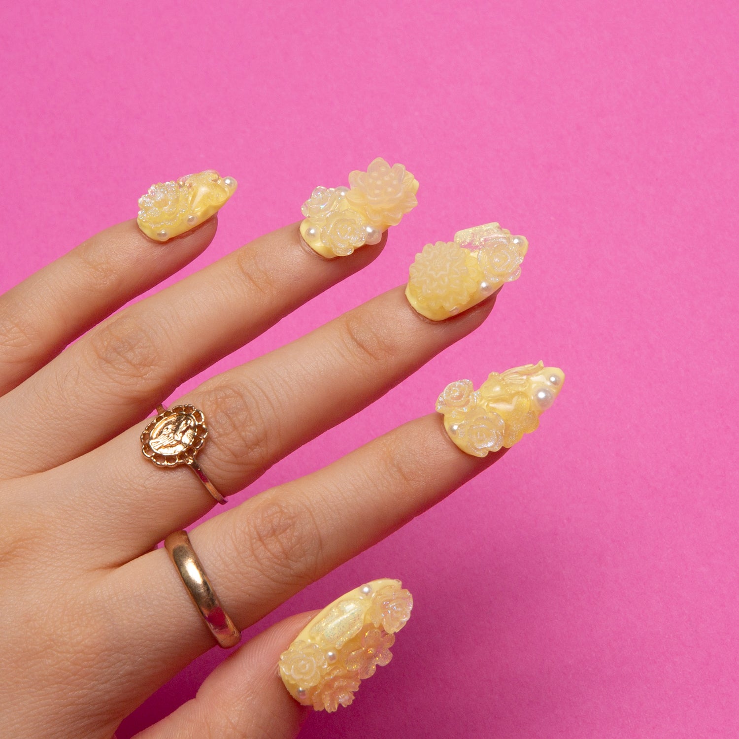 Glow Magic Yellow Handmade Almond Nails GLOW IN THE DARK H220