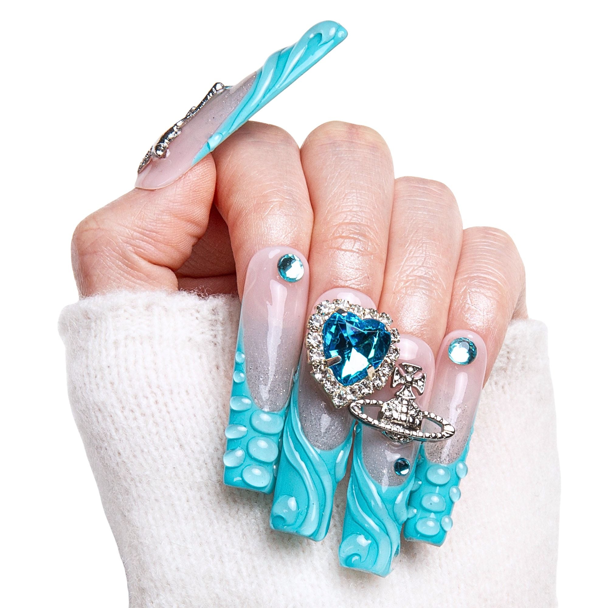 The Heart of the Ocean Handmade Nails H254