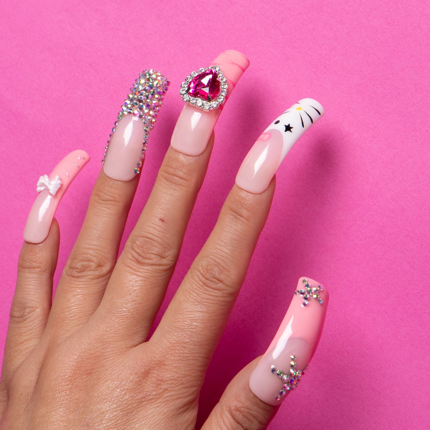 Rocking Kitty Handmade Curve Nails H257