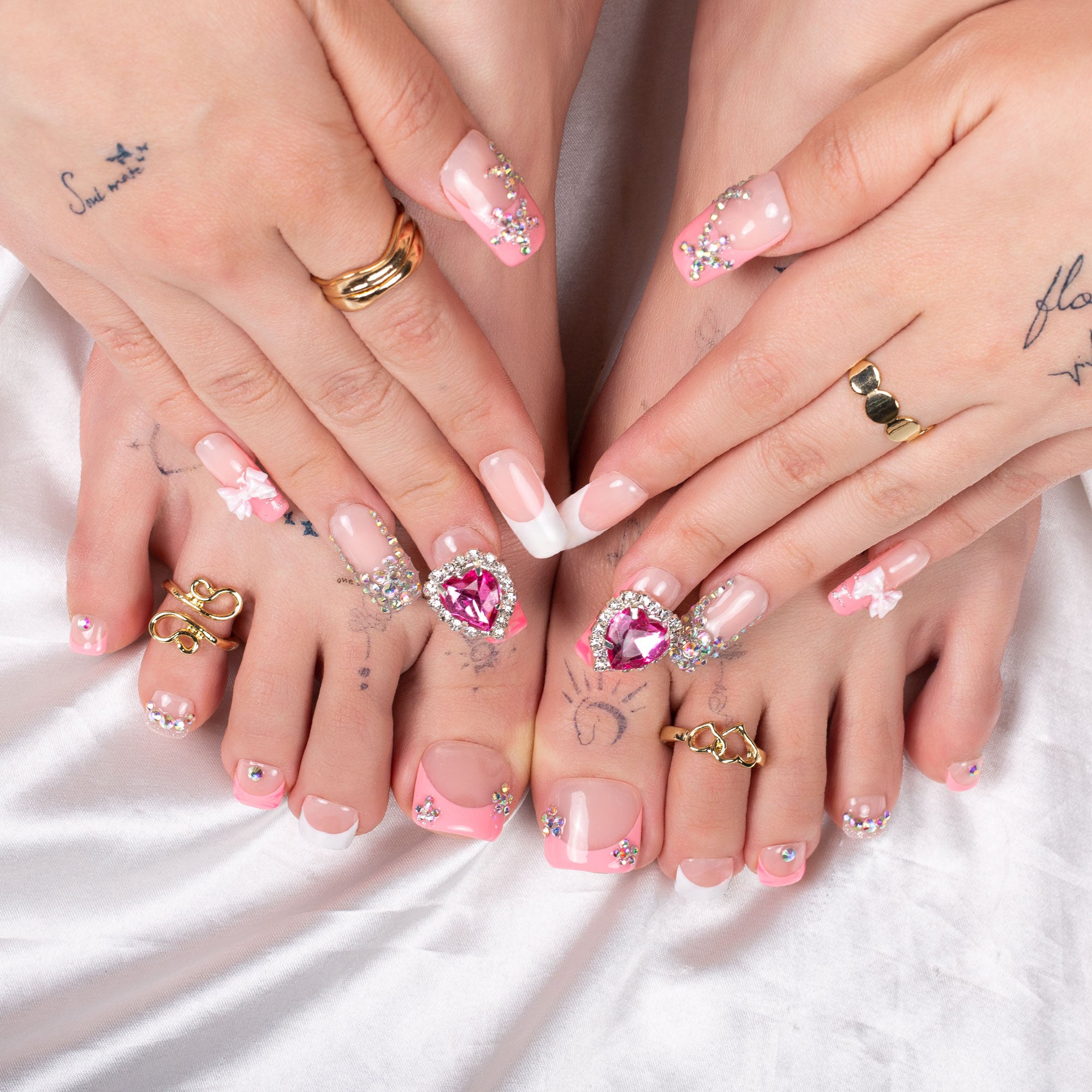 Rocking Heartbeat Combo Set Handmade Nails H257+T257