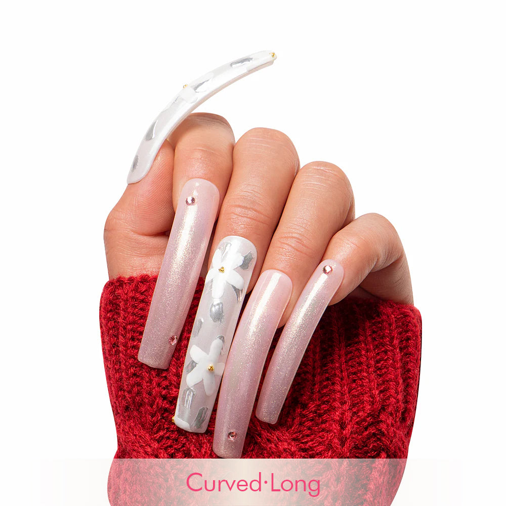 Flower in Snow Handmade Nails H284