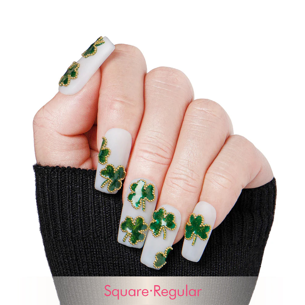 Lucky Charm Handmade Nails H290
