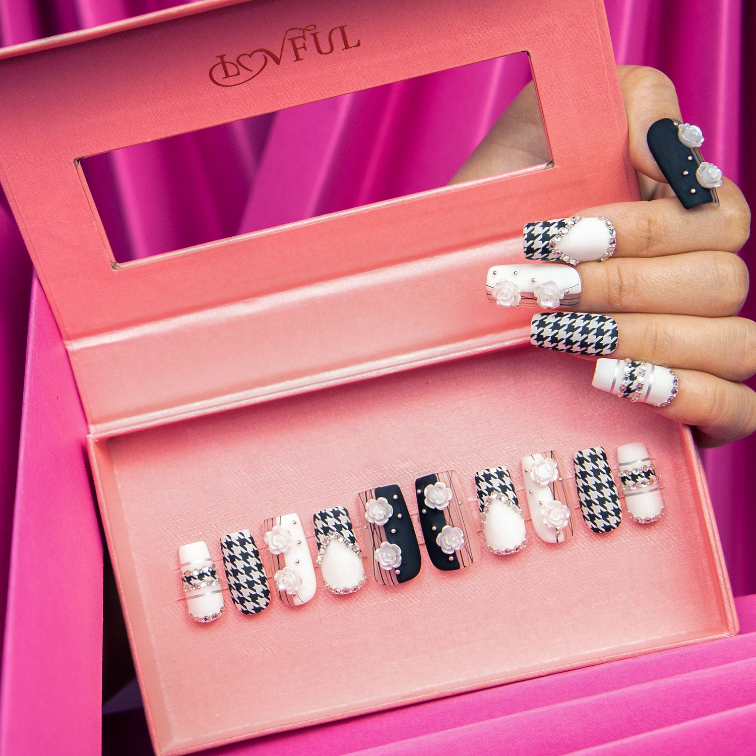 Houndstooth Handmade Square Nails H30