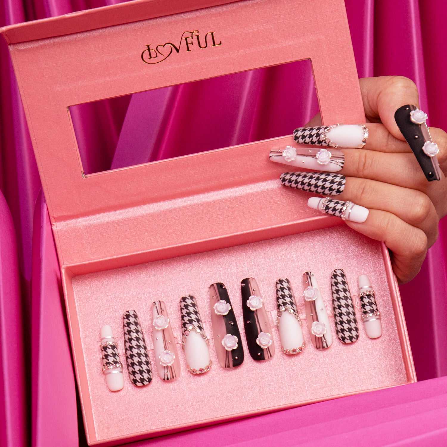 Houndstooth Handmade Coffin Nails H30