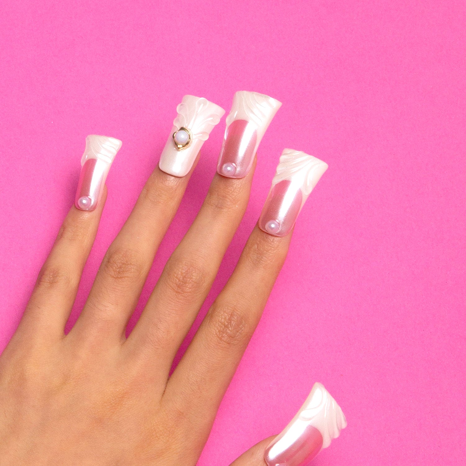 The White Handmade Duck Nails H306