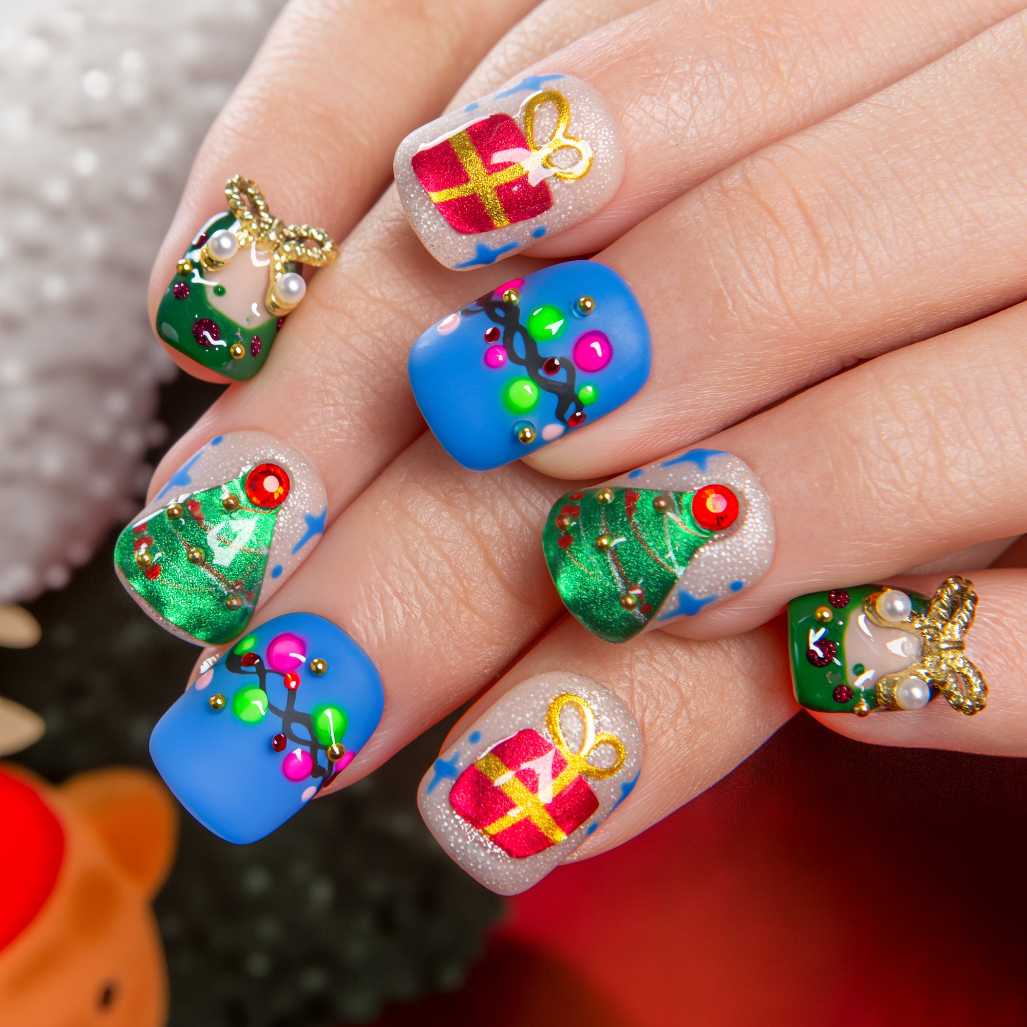 Christmas Cheer Handmade Nails H348