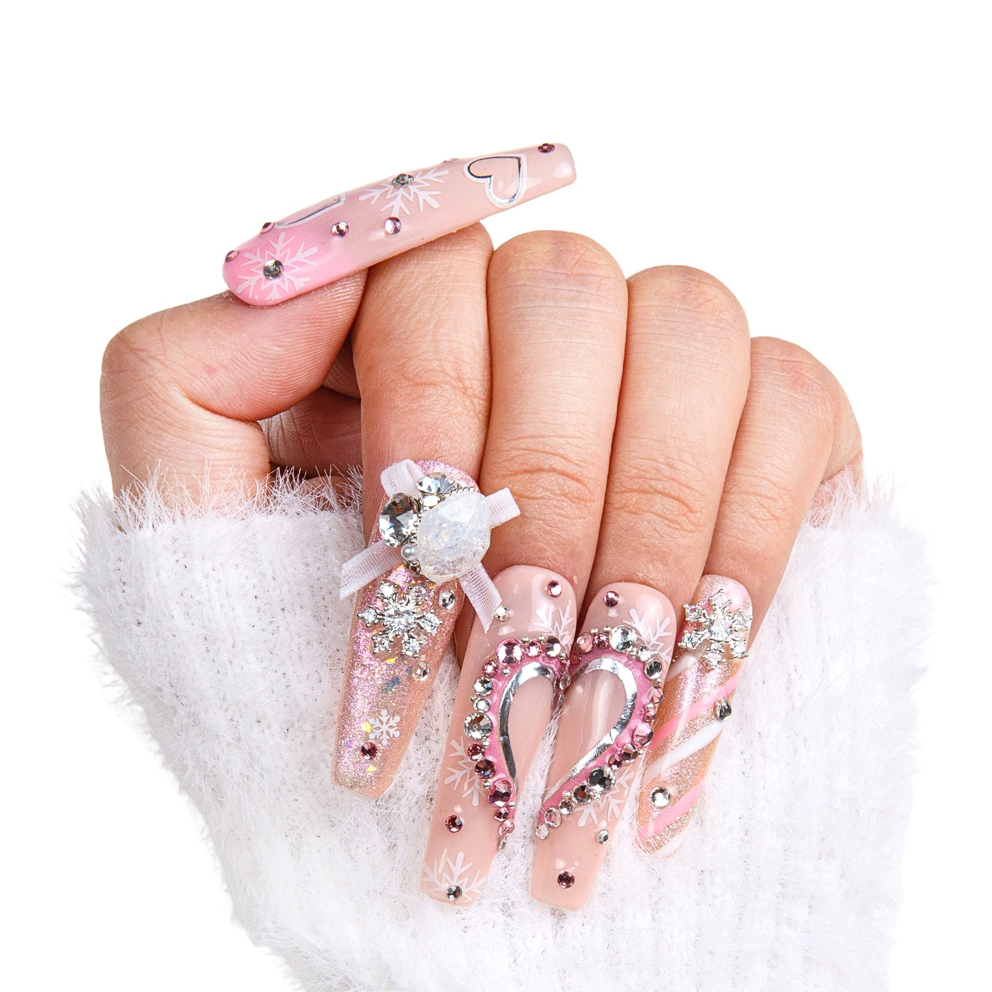 Winter Dreamscape Handmade Nails H352