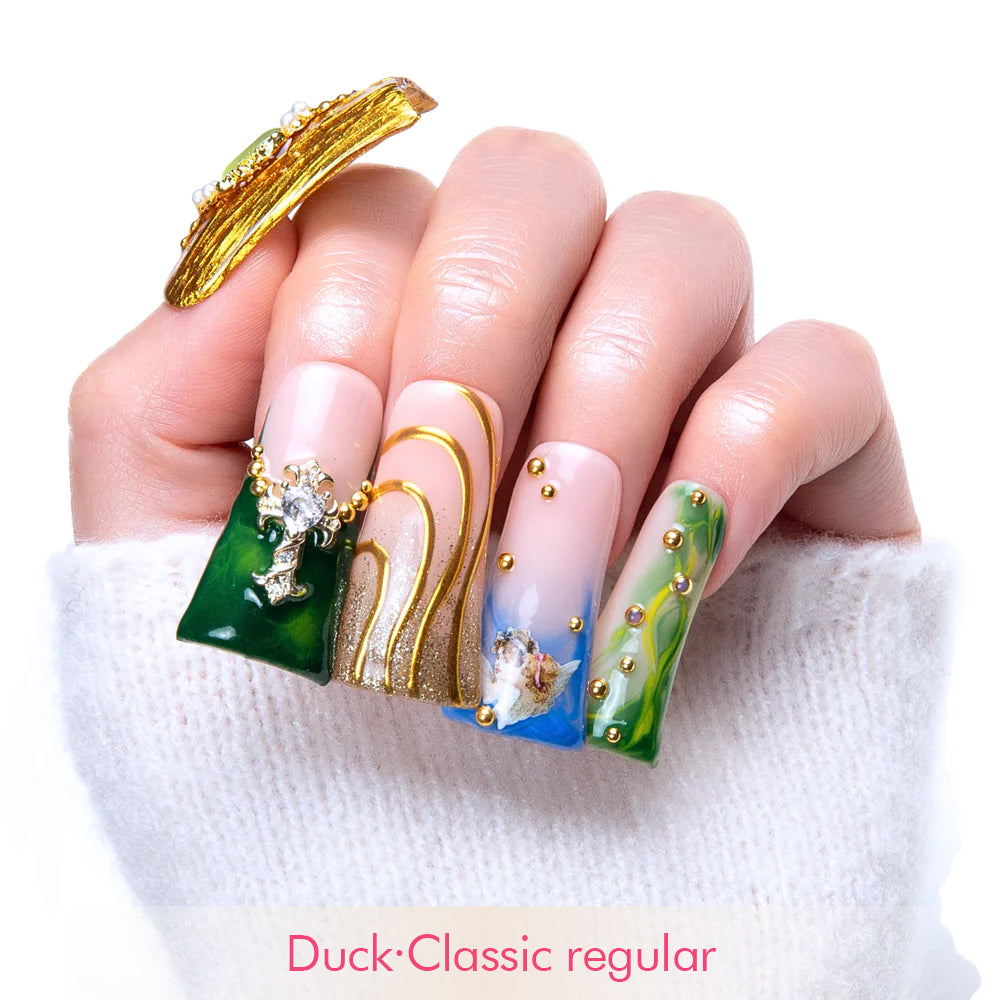 Divine Delights Handmade Nails H367