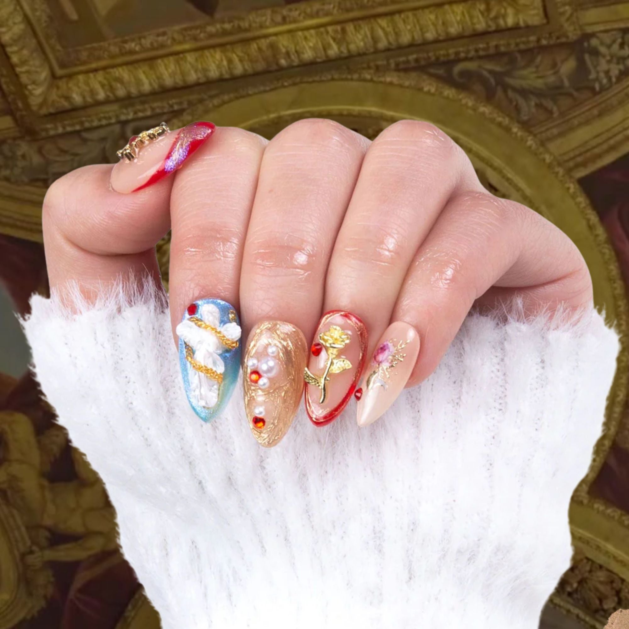 Divine Light Handmade Nails H375