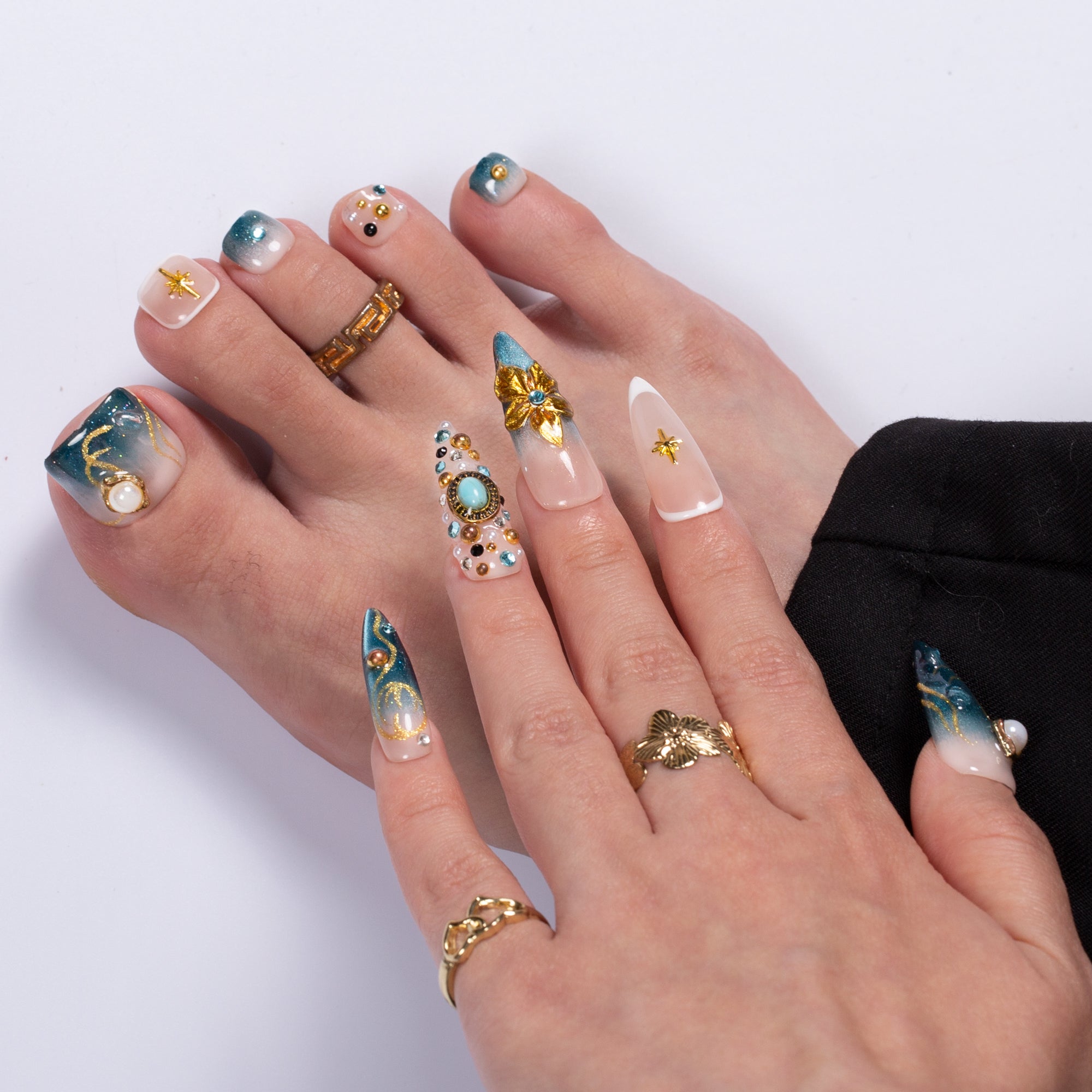 Twilight Treasure Combo Set Handmade Nails H556+T556