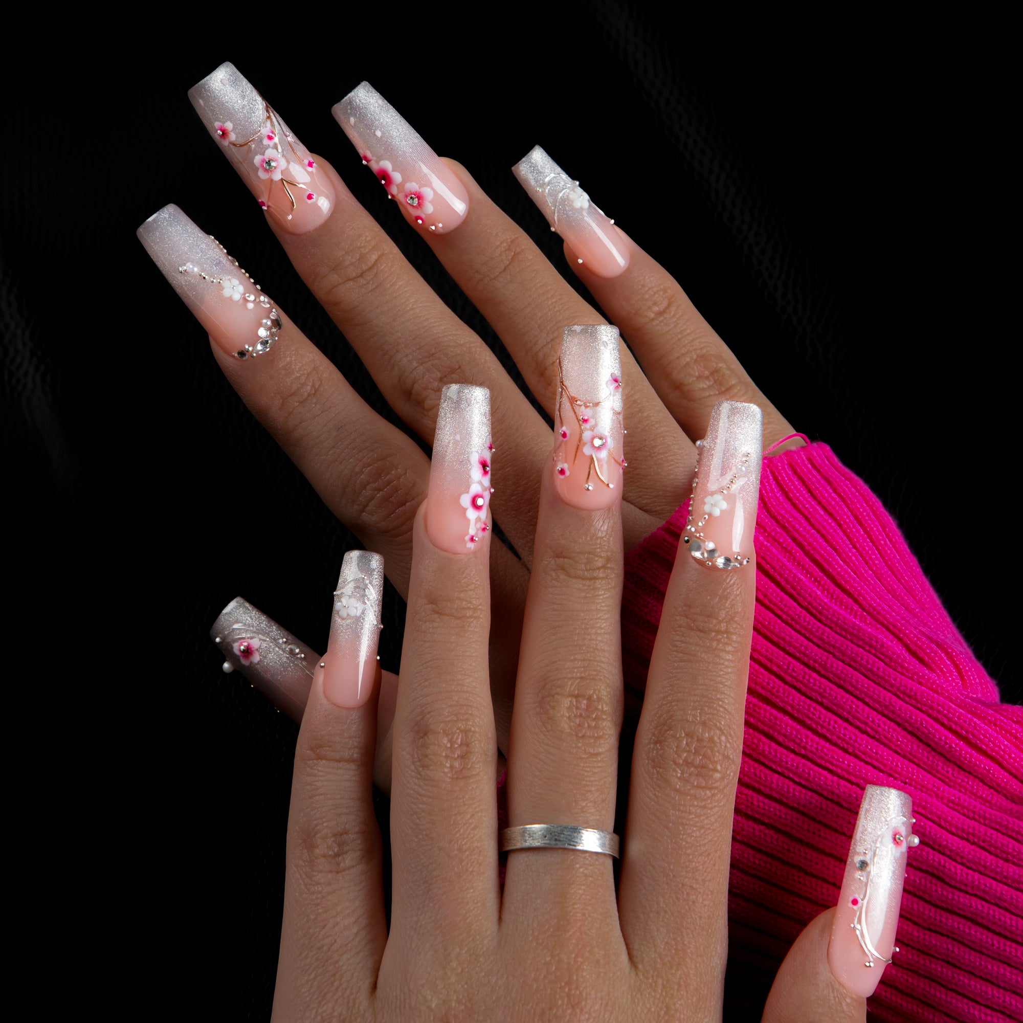 Sweet Sakura Handmade Nails H559