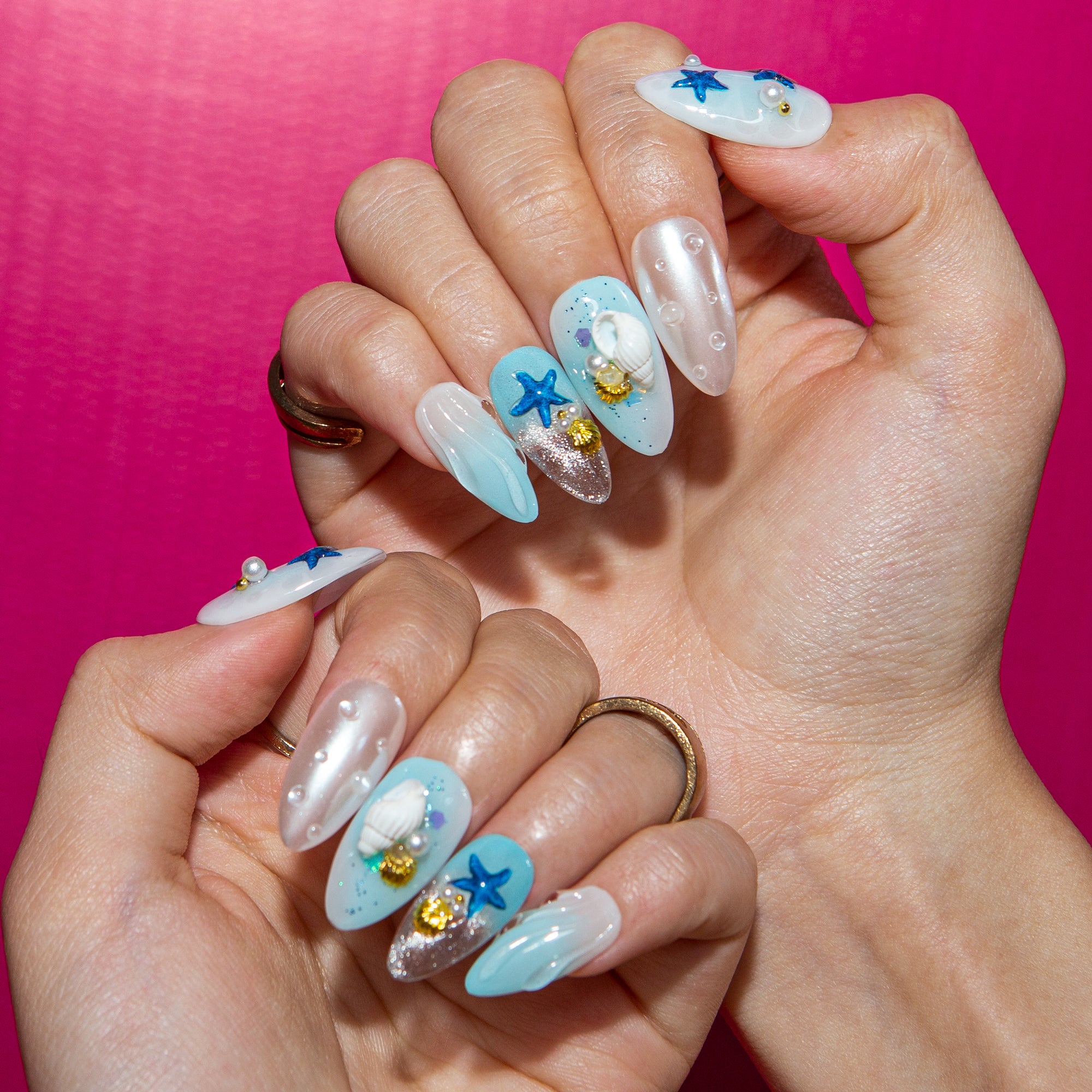 Starfish Kisses Handmade Nails H560