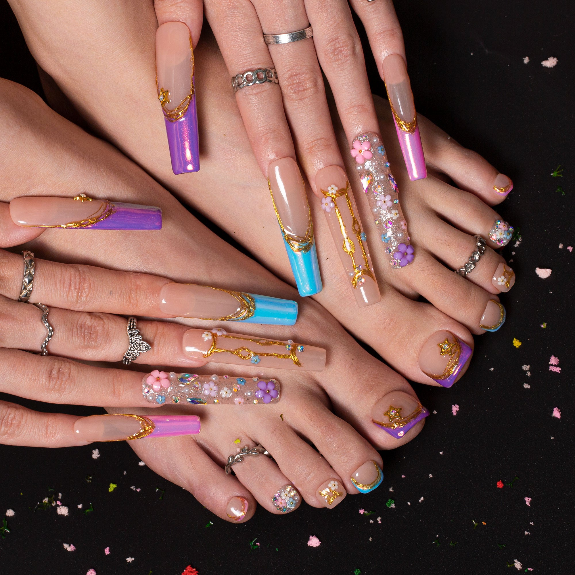 Gemini in Full Bloom Combo Set Handmade Nails H587+T587