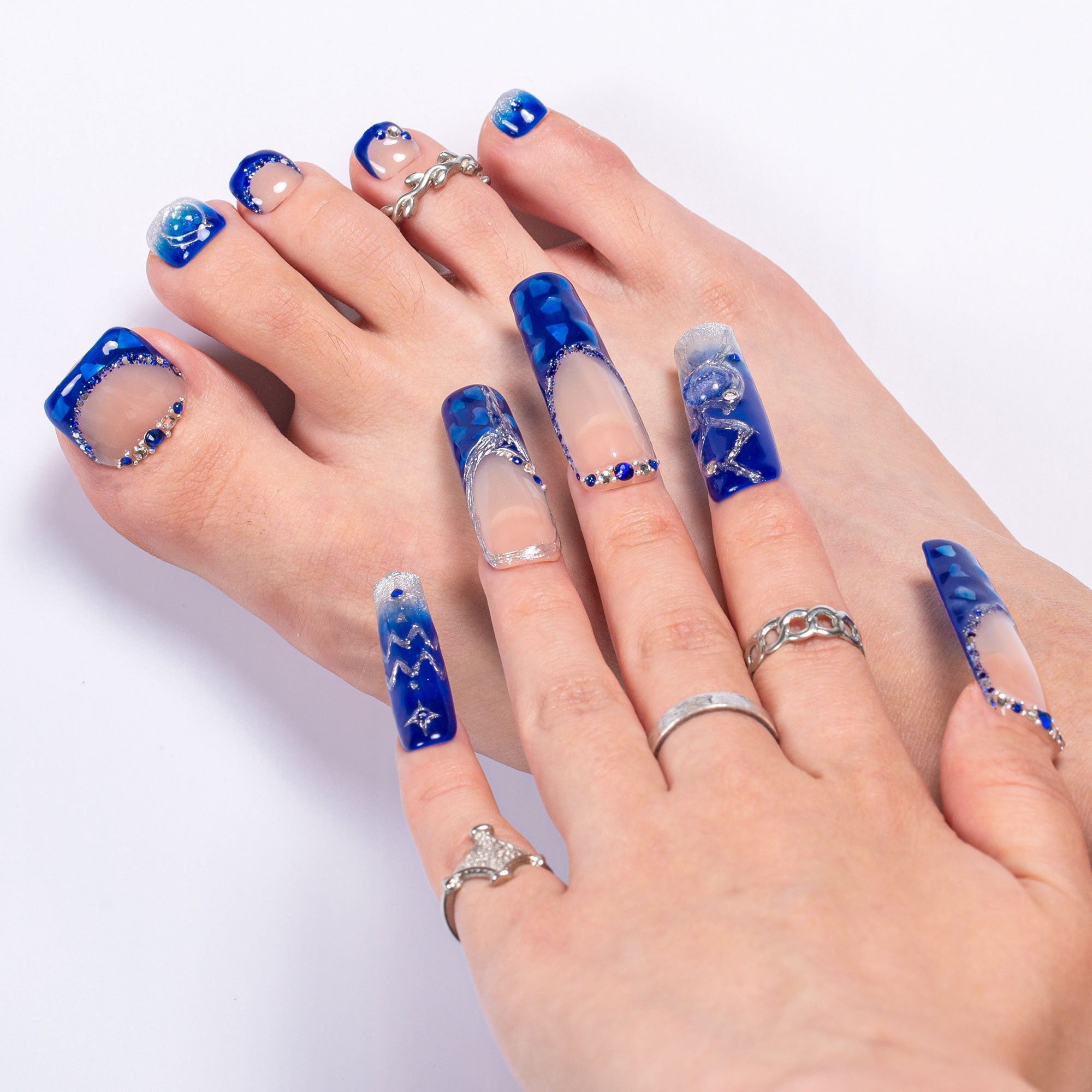 Aquarius Ice Queen Combo Set Handmade Nails H589+T589
