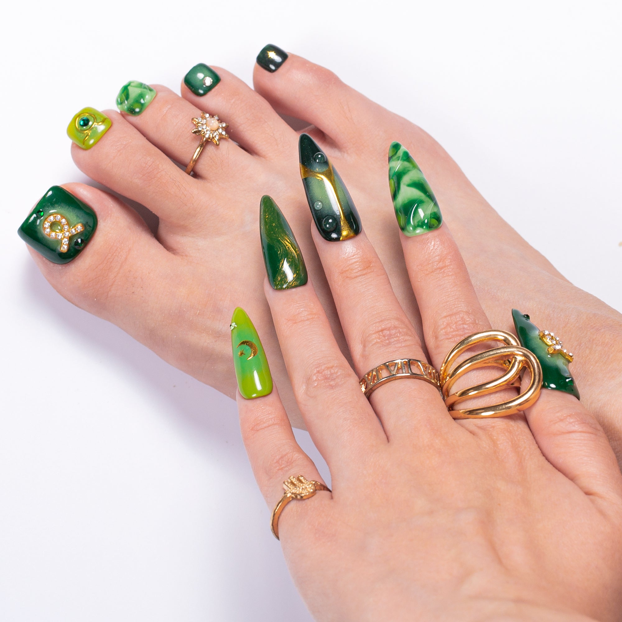 Taurus in Retrograde Combo Set Handmade Nails H598+T598