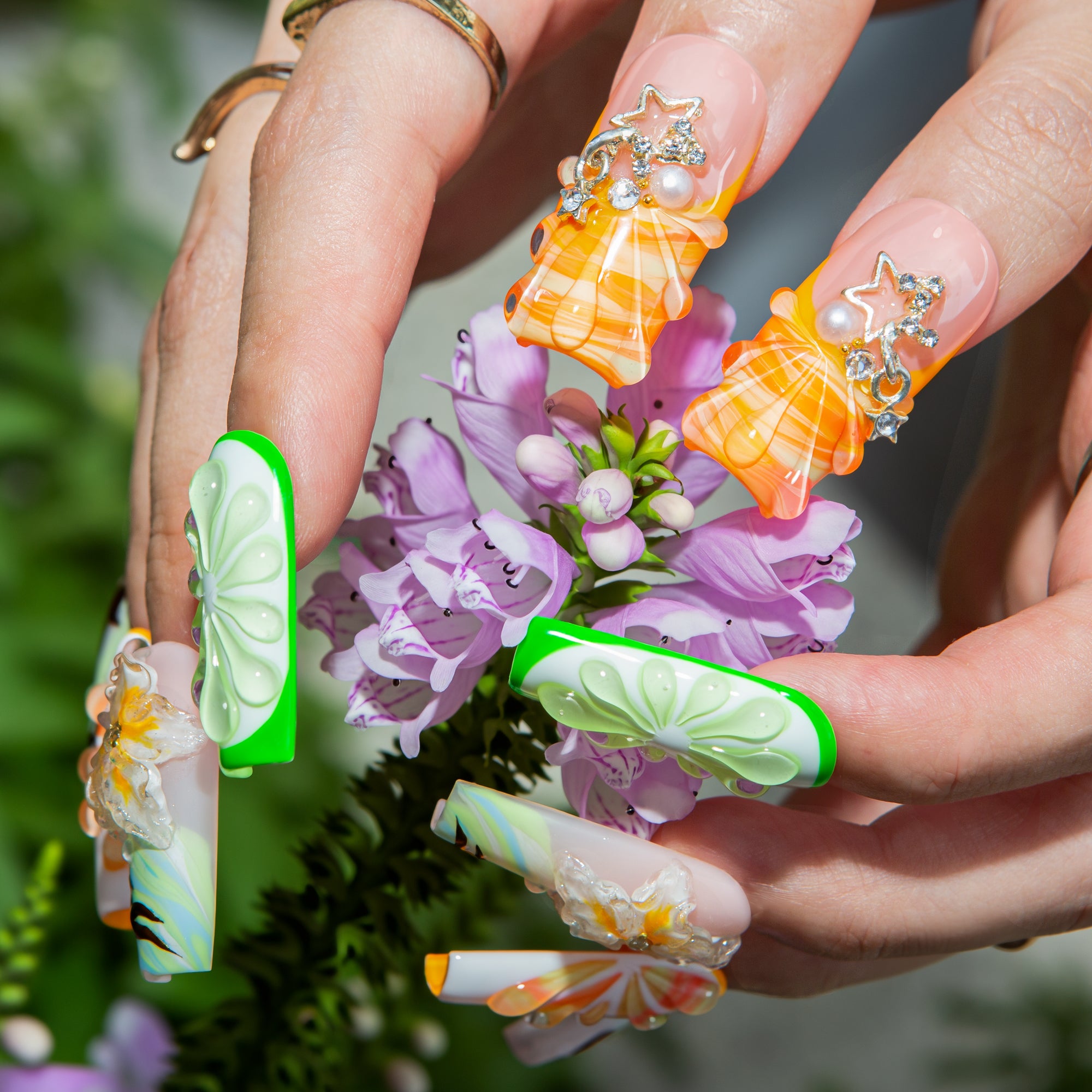 Juicy But Jaded Handmade Nails H605