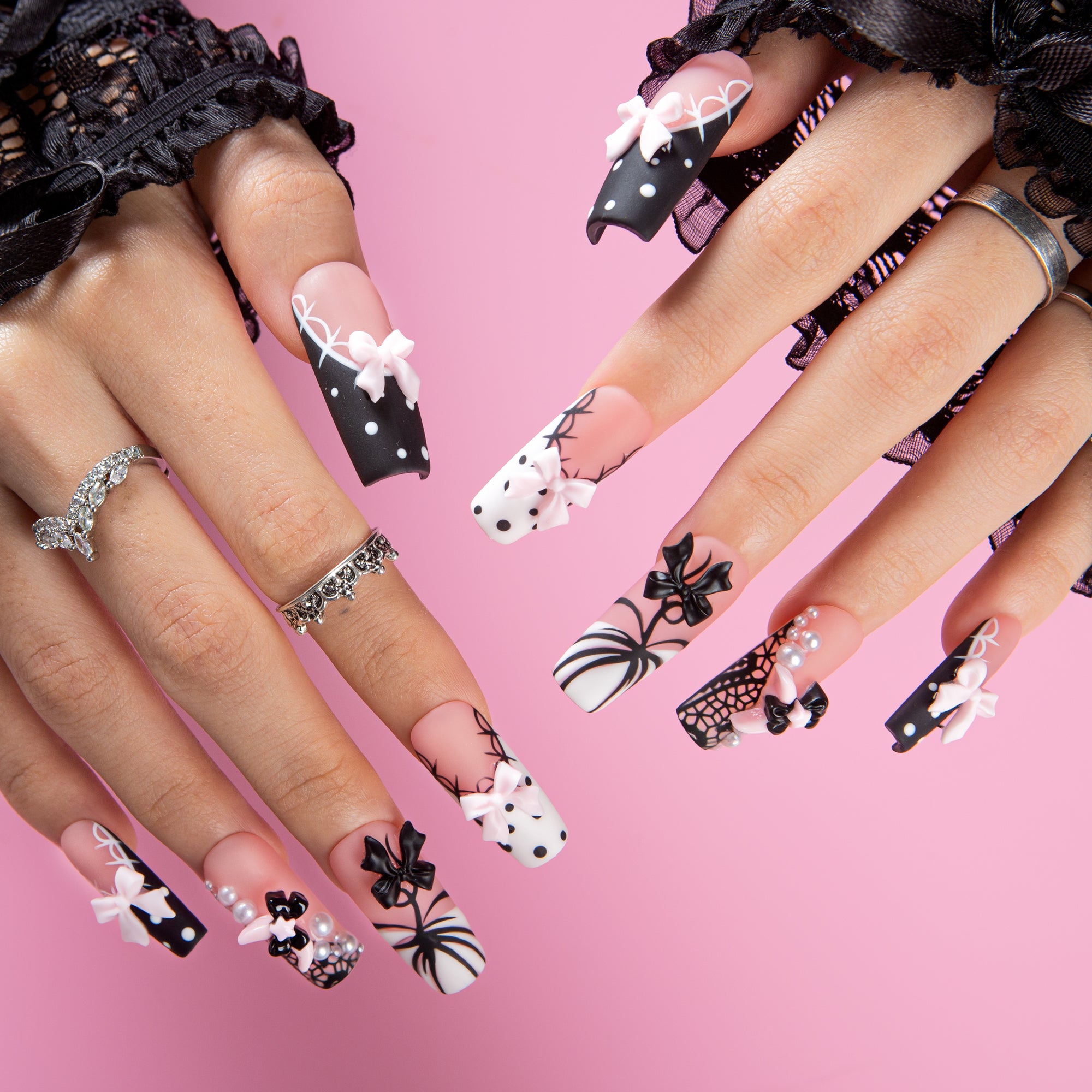 Midnight Doll Handmade Nails H608