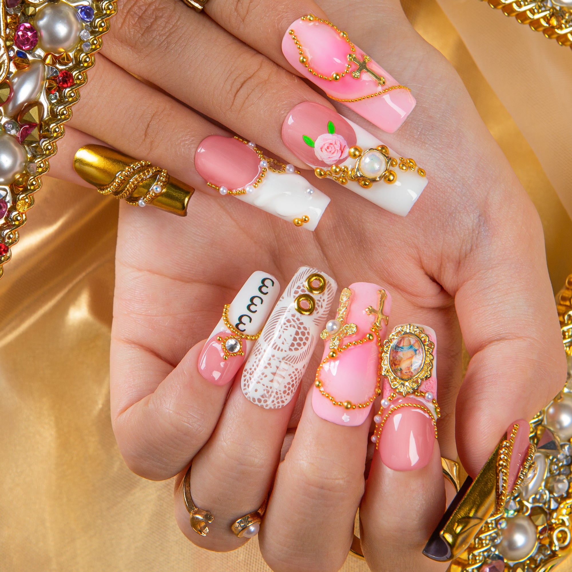 Gilded Heartbreak Handmade Nails H615