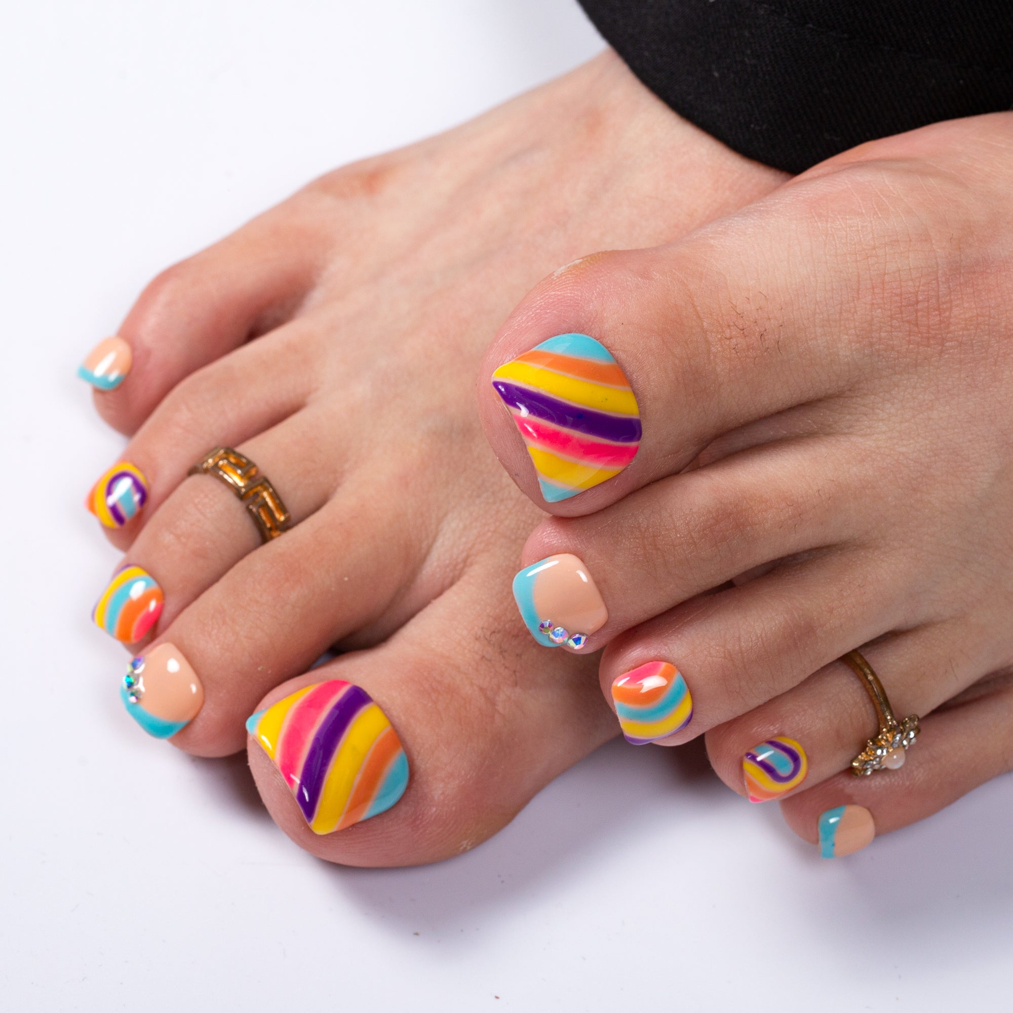 Too Groovy To Text Back T619 Toe Nails - 20Pcs Free Size