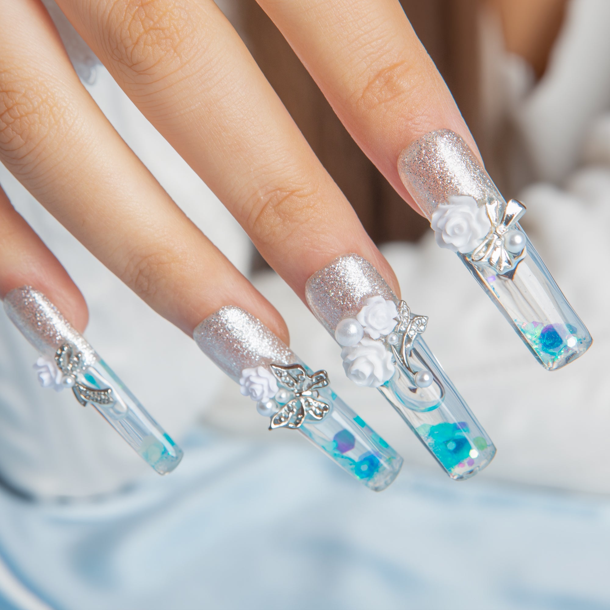 Frozen Garden Handmade Fluid Glitter Nails GLOW IN THE DARK H631