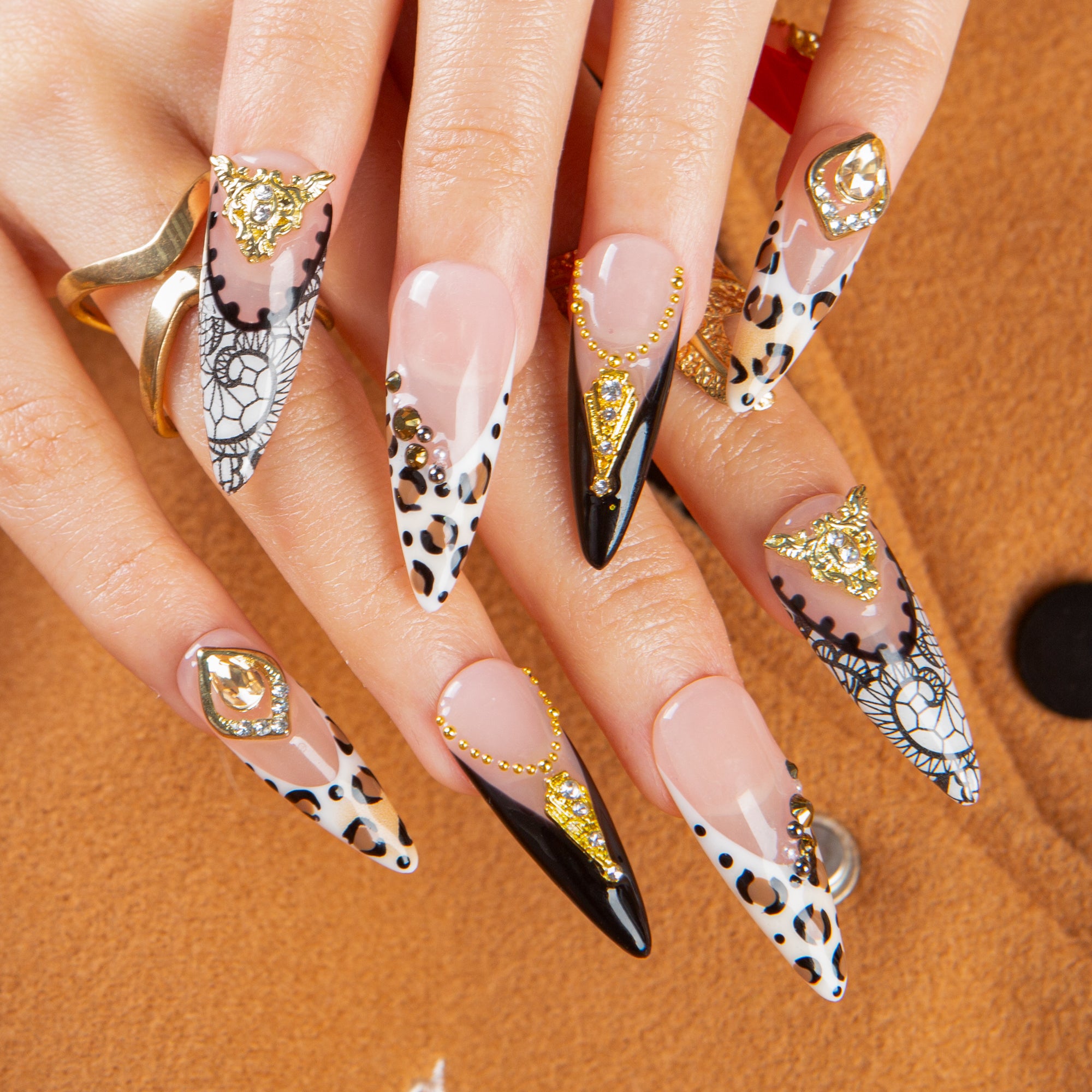 Forbidden Glam Handmade Nails H646