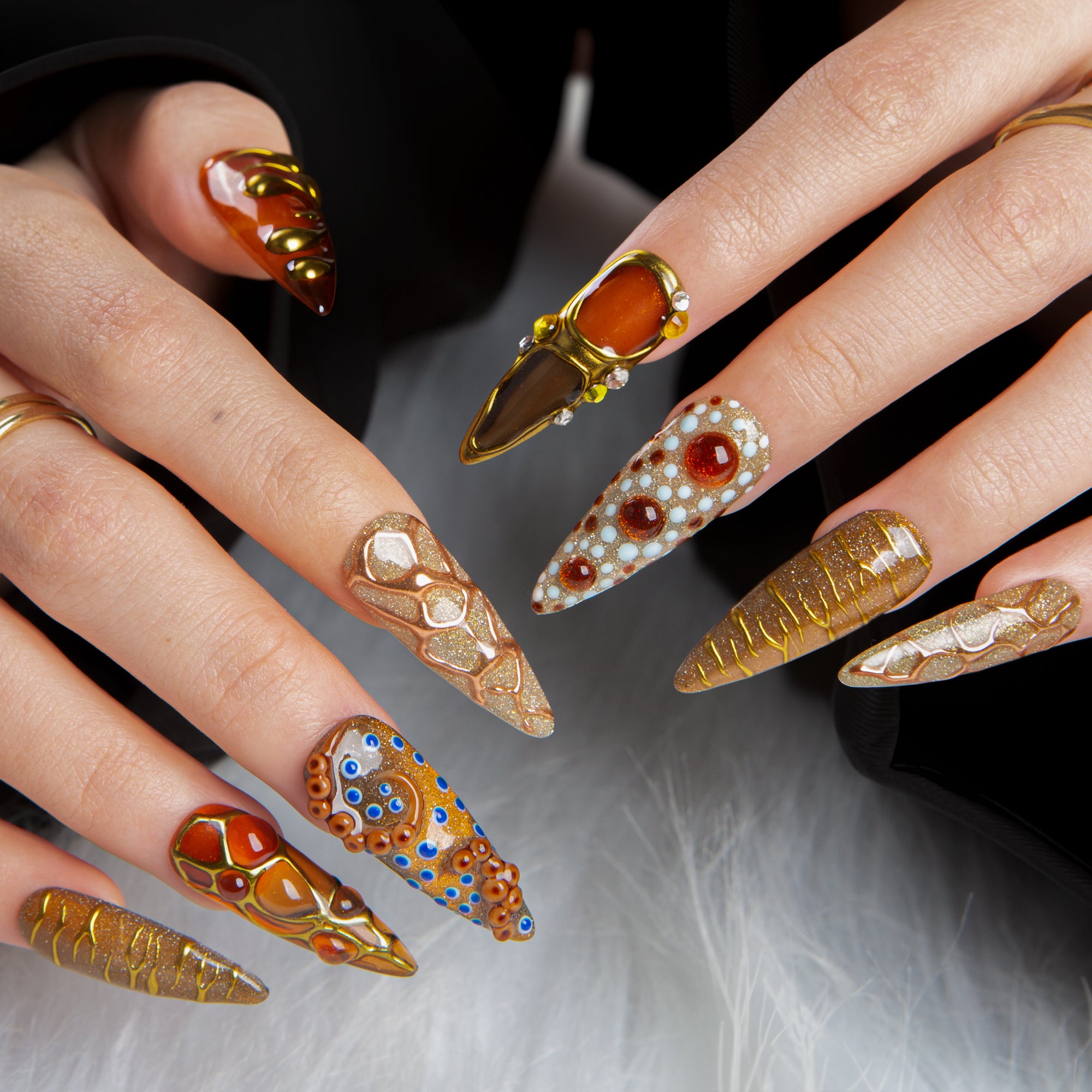 Amber Relic Handmade Nails H654