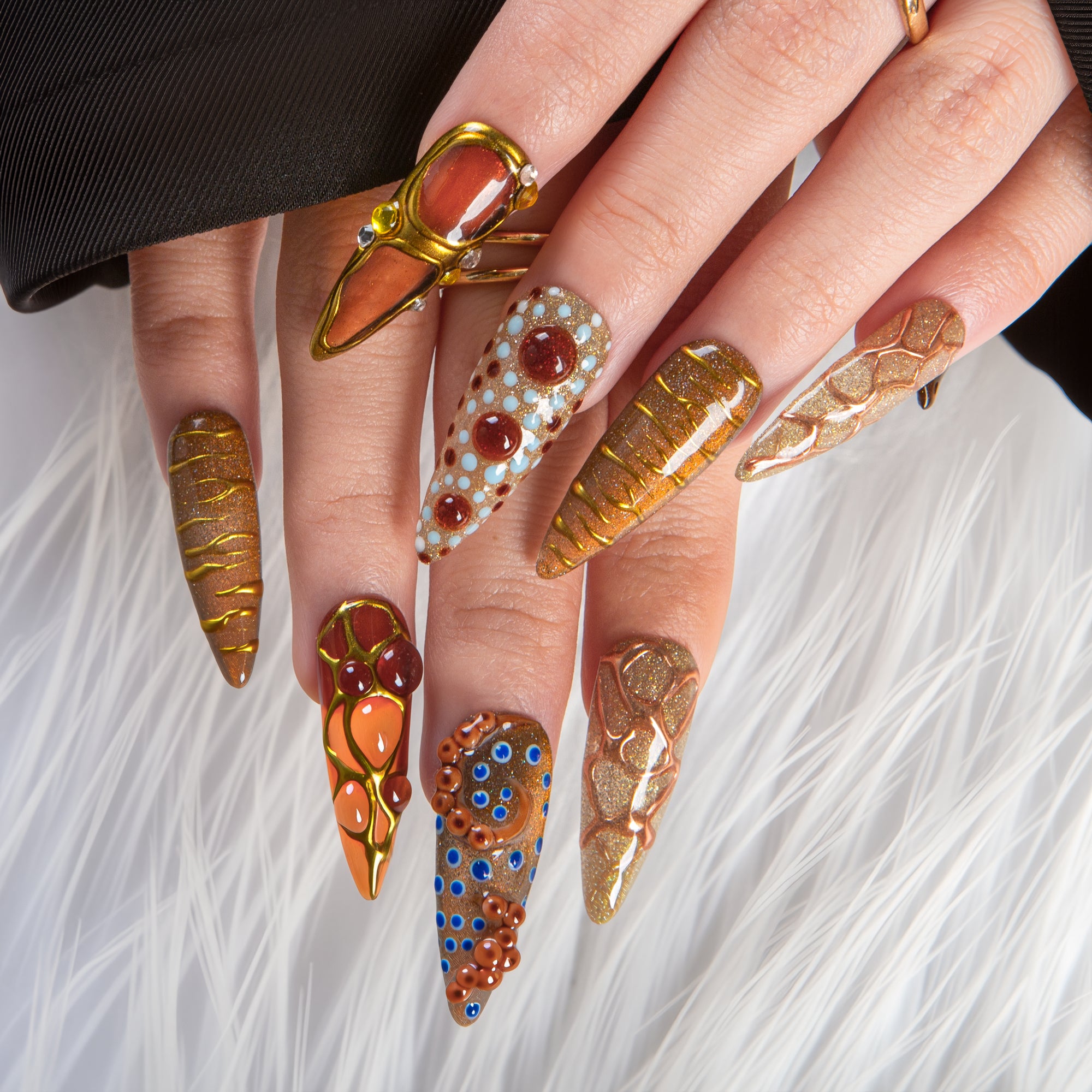 Amber Relic Handmade Nails H654