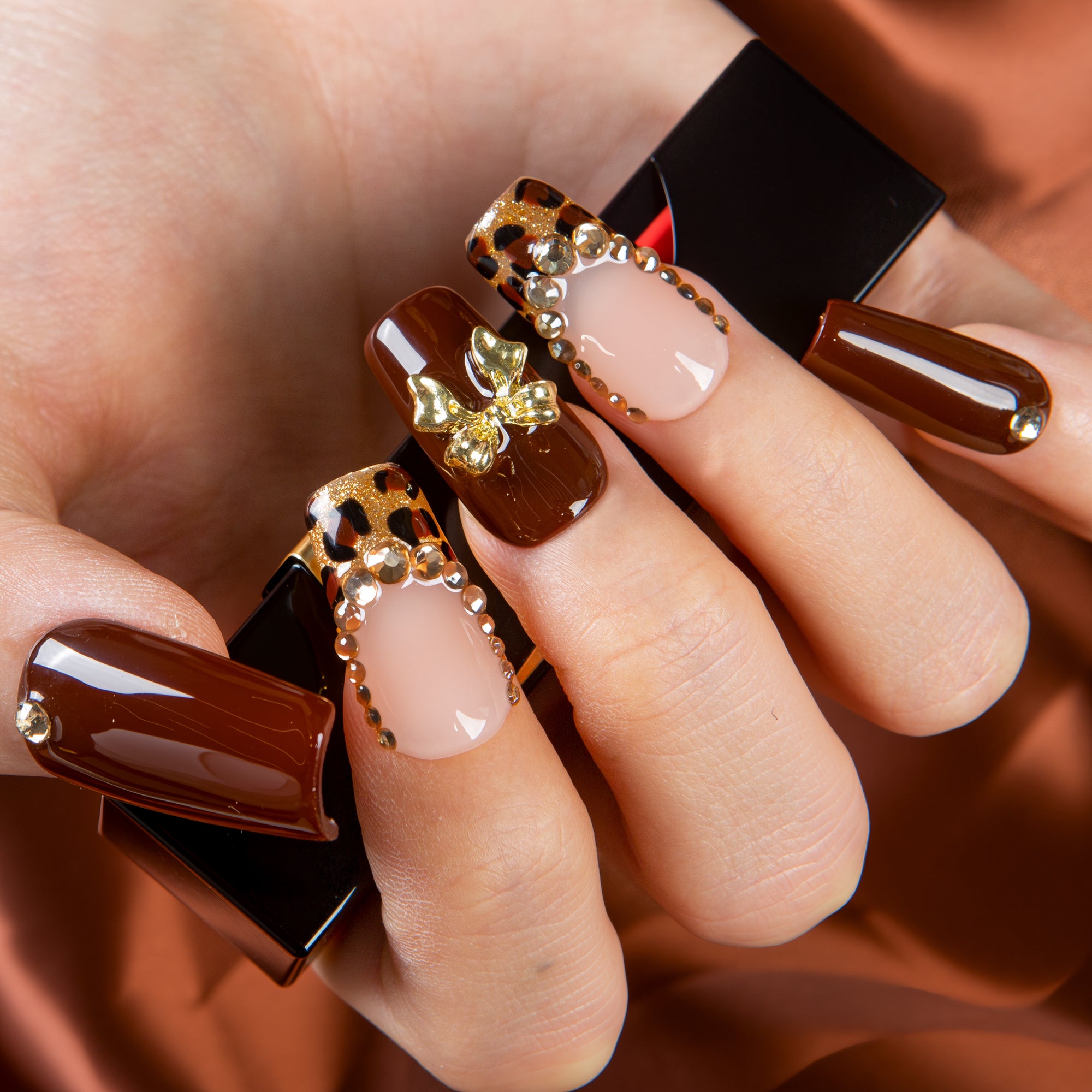 Choco Allure Handmade Nails H659