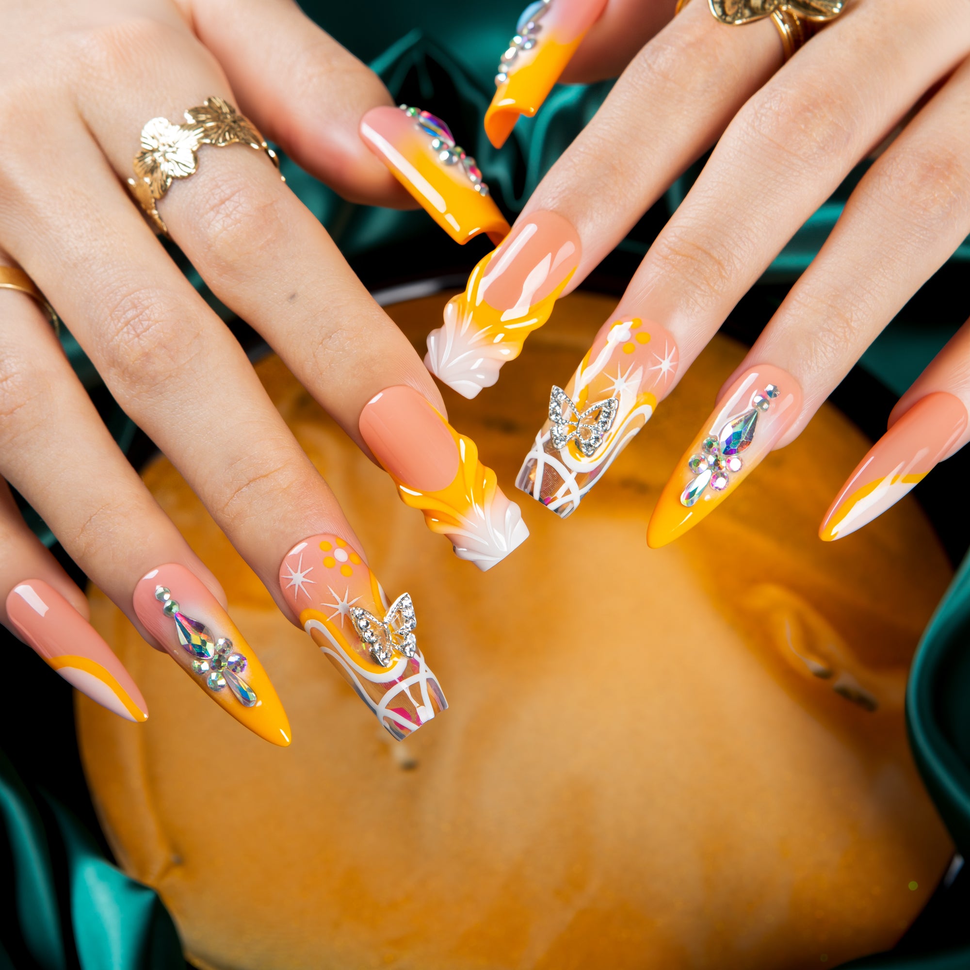 Sunlit Dream Handmade Nails H663