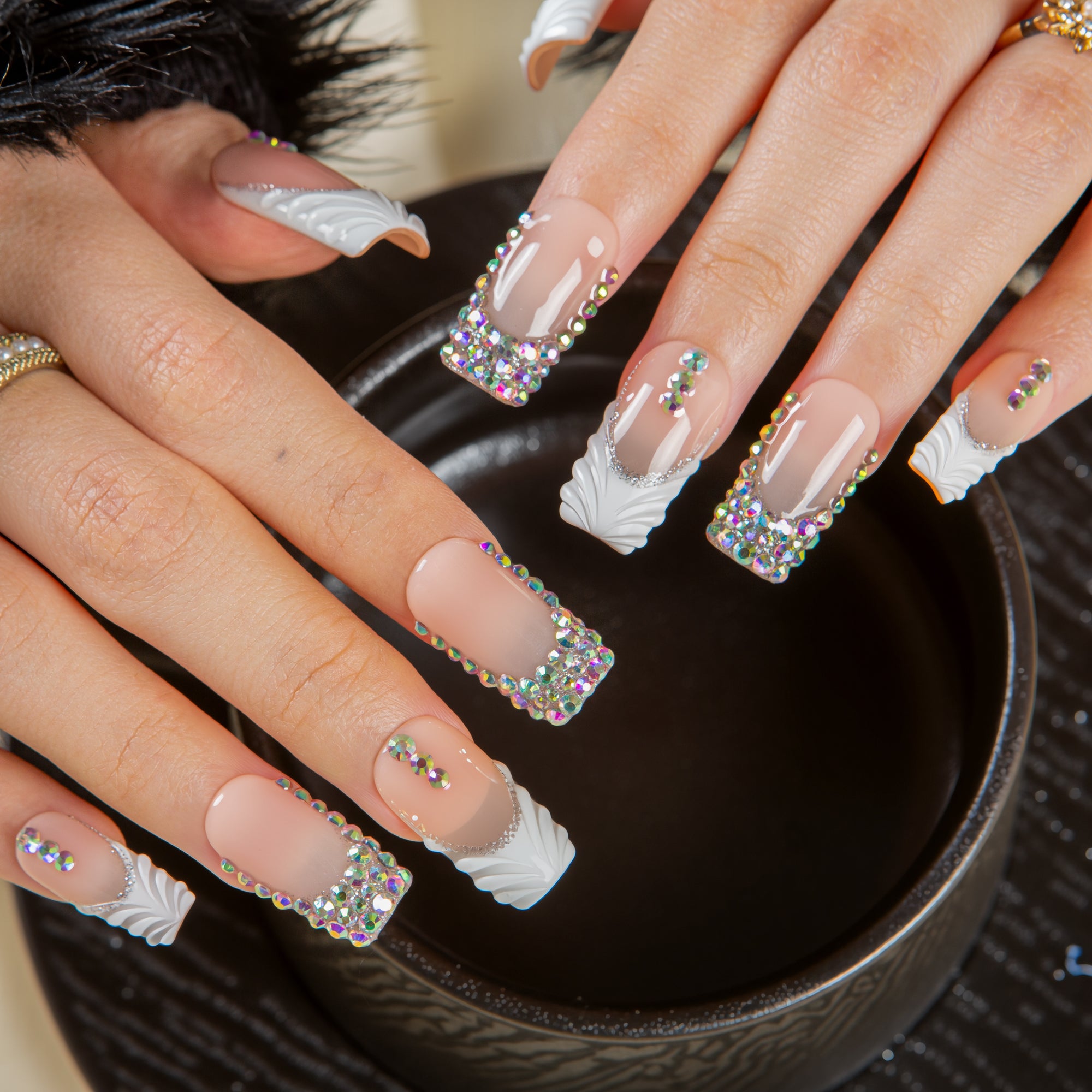 Chic Simplicity Handmade Nails H668