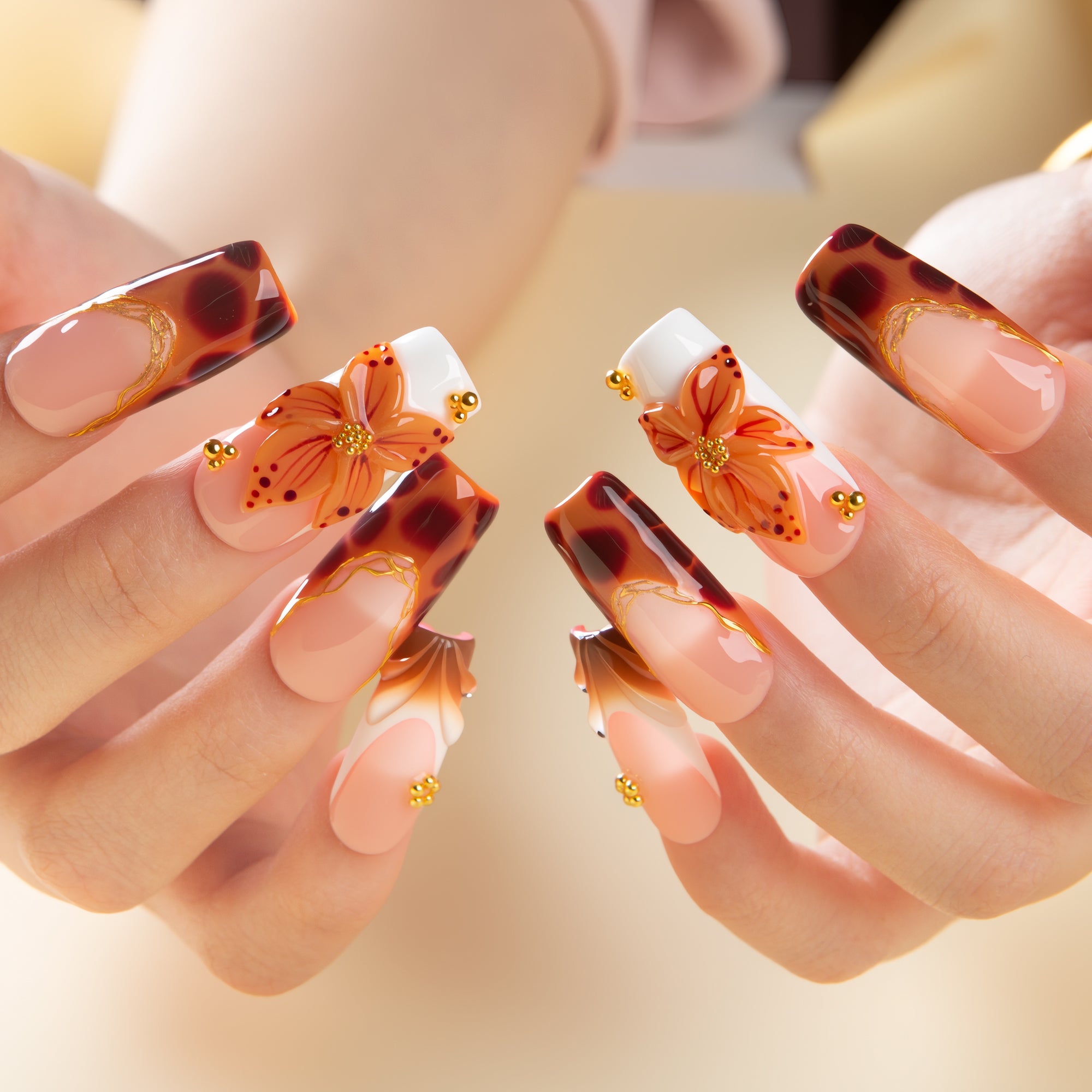 Caramel Petal Handmade Nails H686