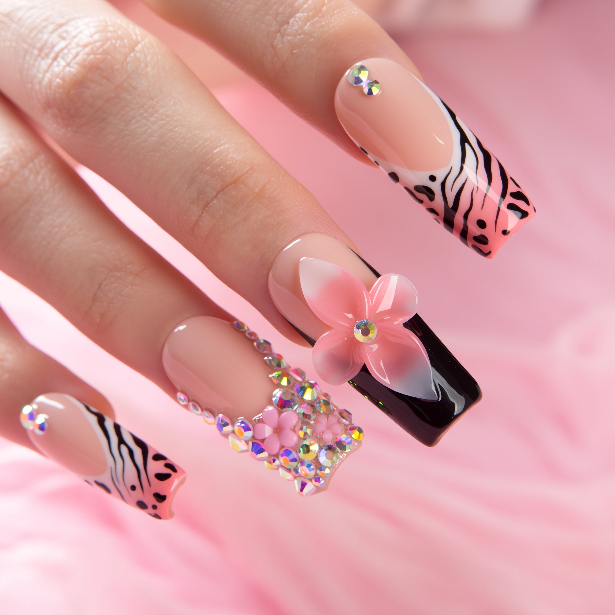Glam Jungle Handmade Nails H691