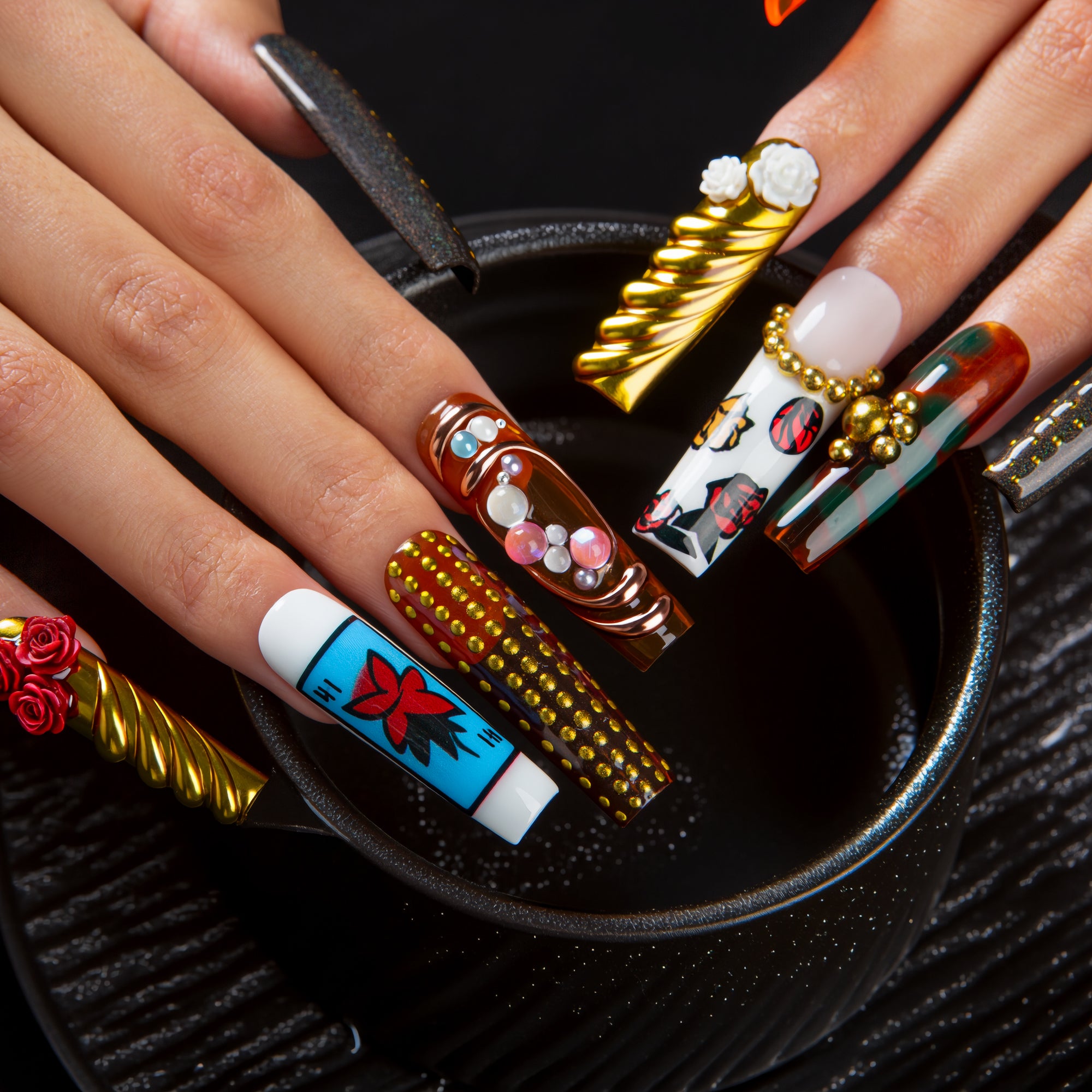 Rogue Rose Handmade Nails H702