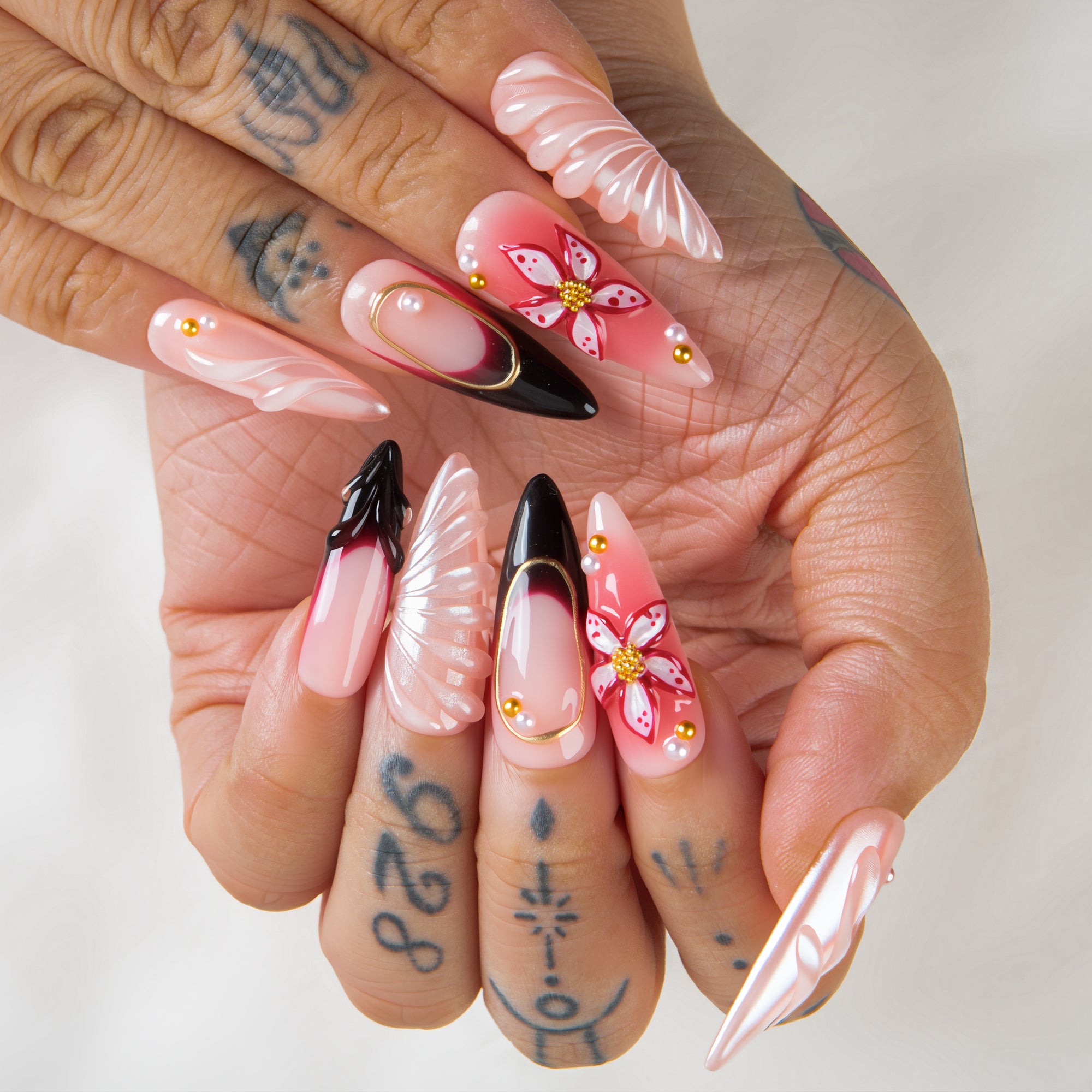 Crimson Veil Handmade Nails H707