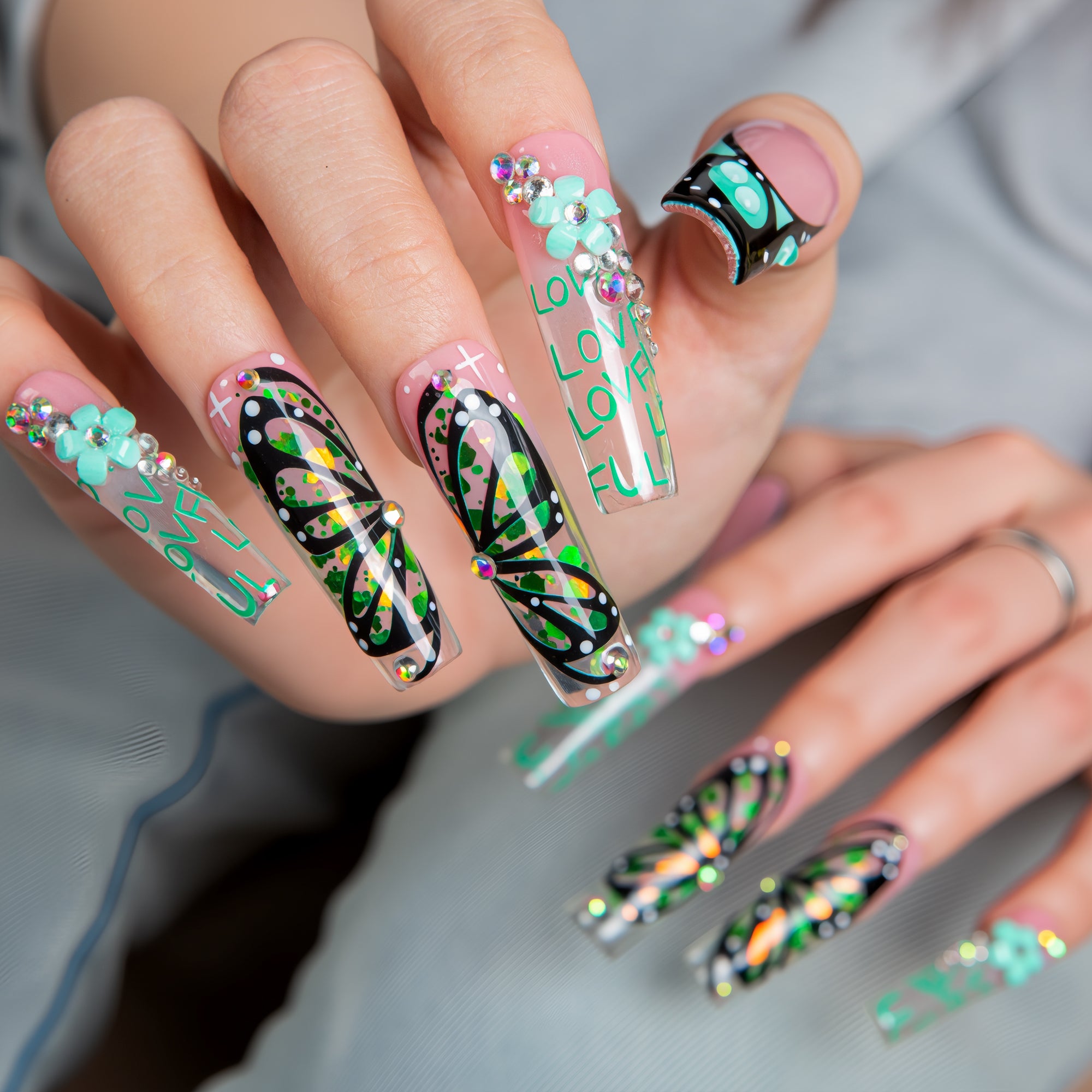 Teal Flutter Handmade Nails H724