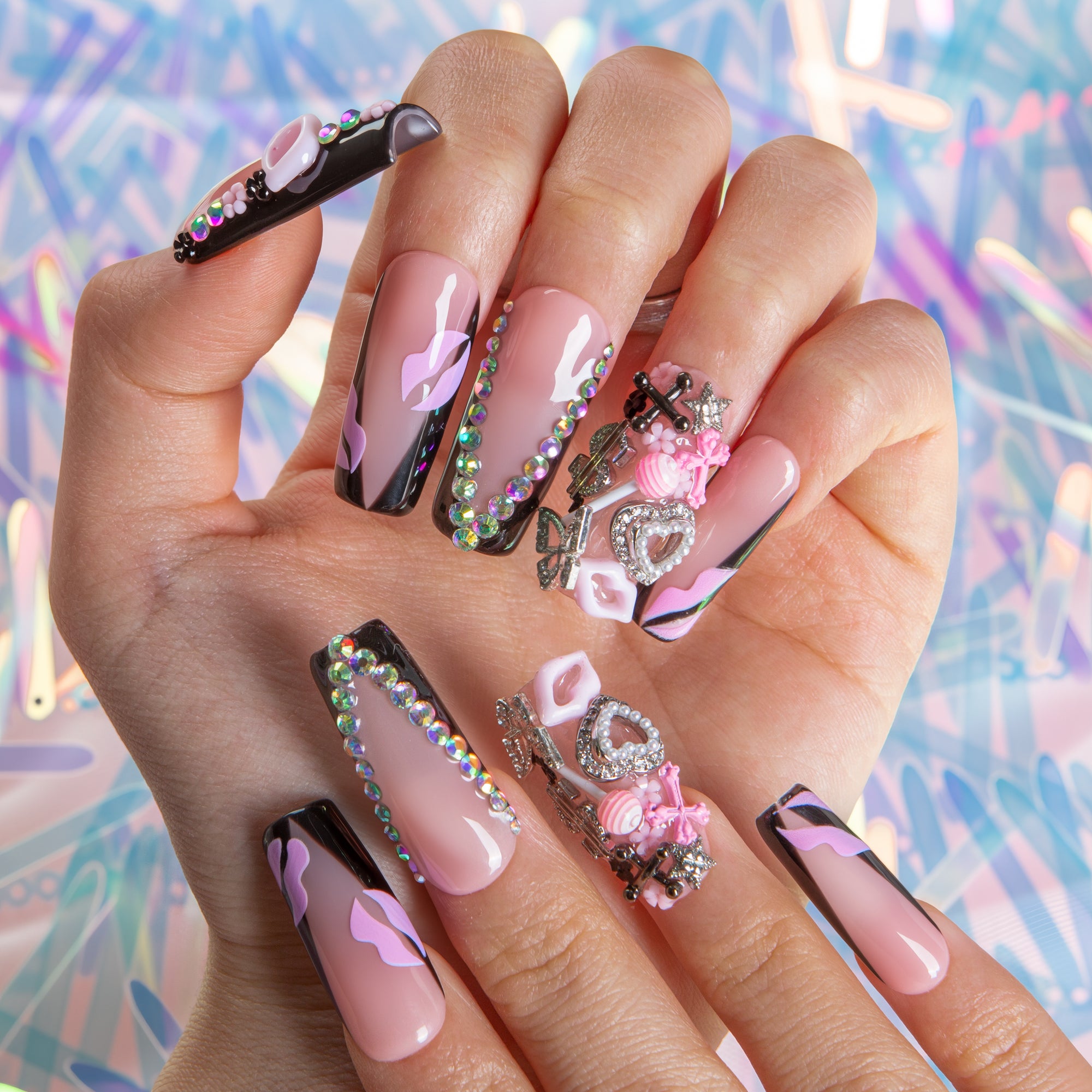 Sweetheart Kiss Handmade Nails H725