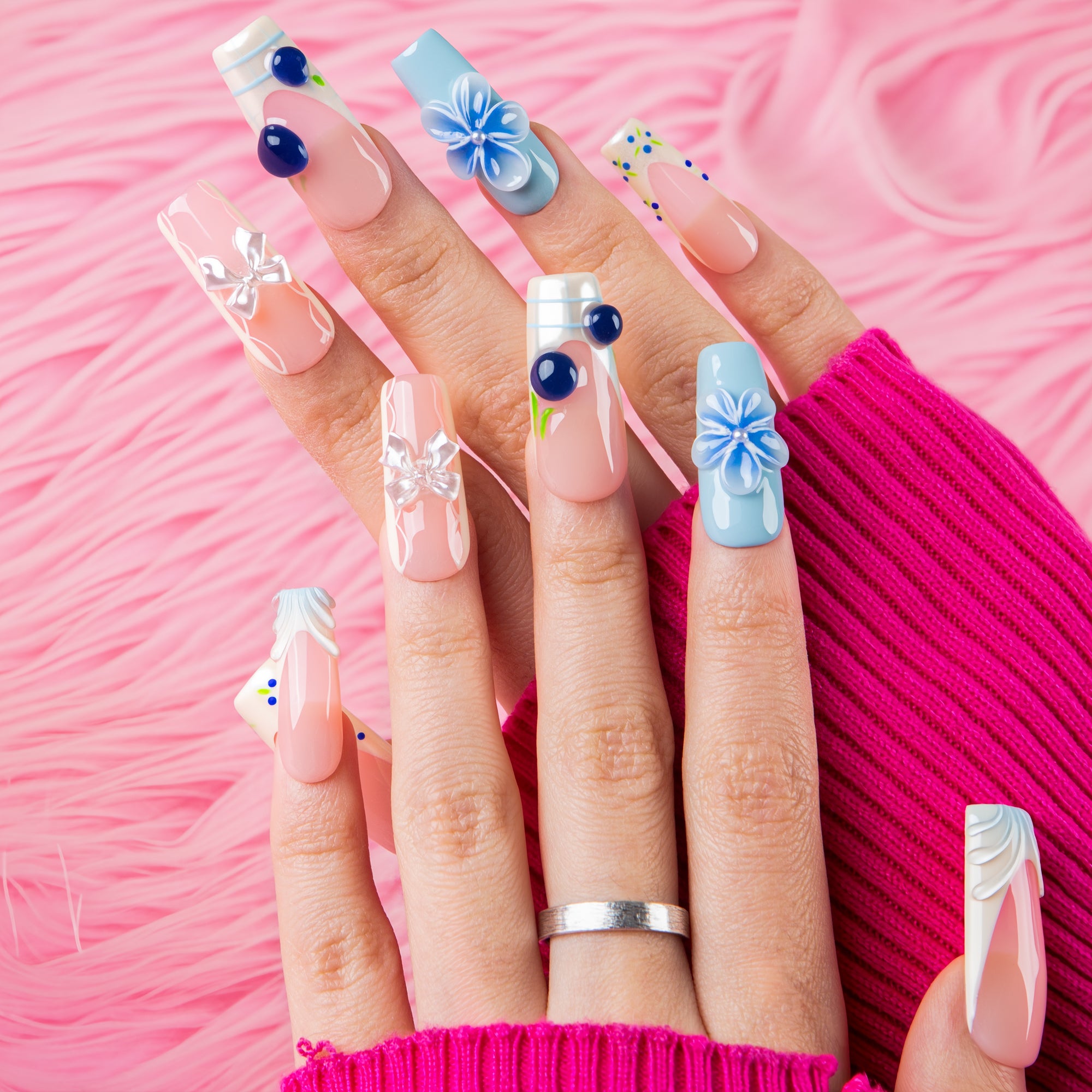 Blueberry Bloom Handmade Nails H736