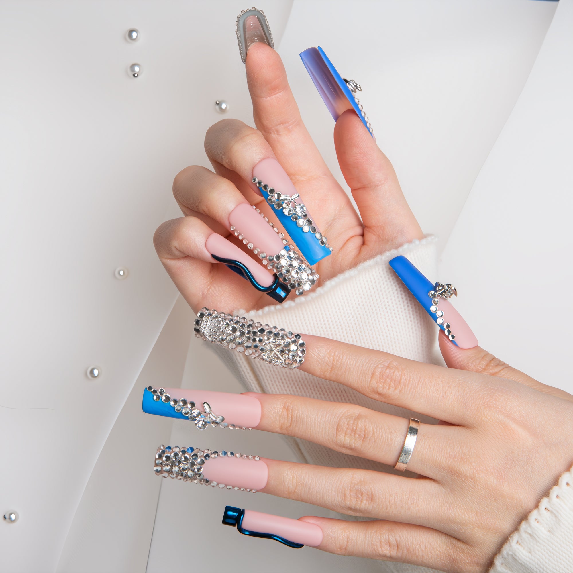 Royal Sapphire Handmade Nails H765